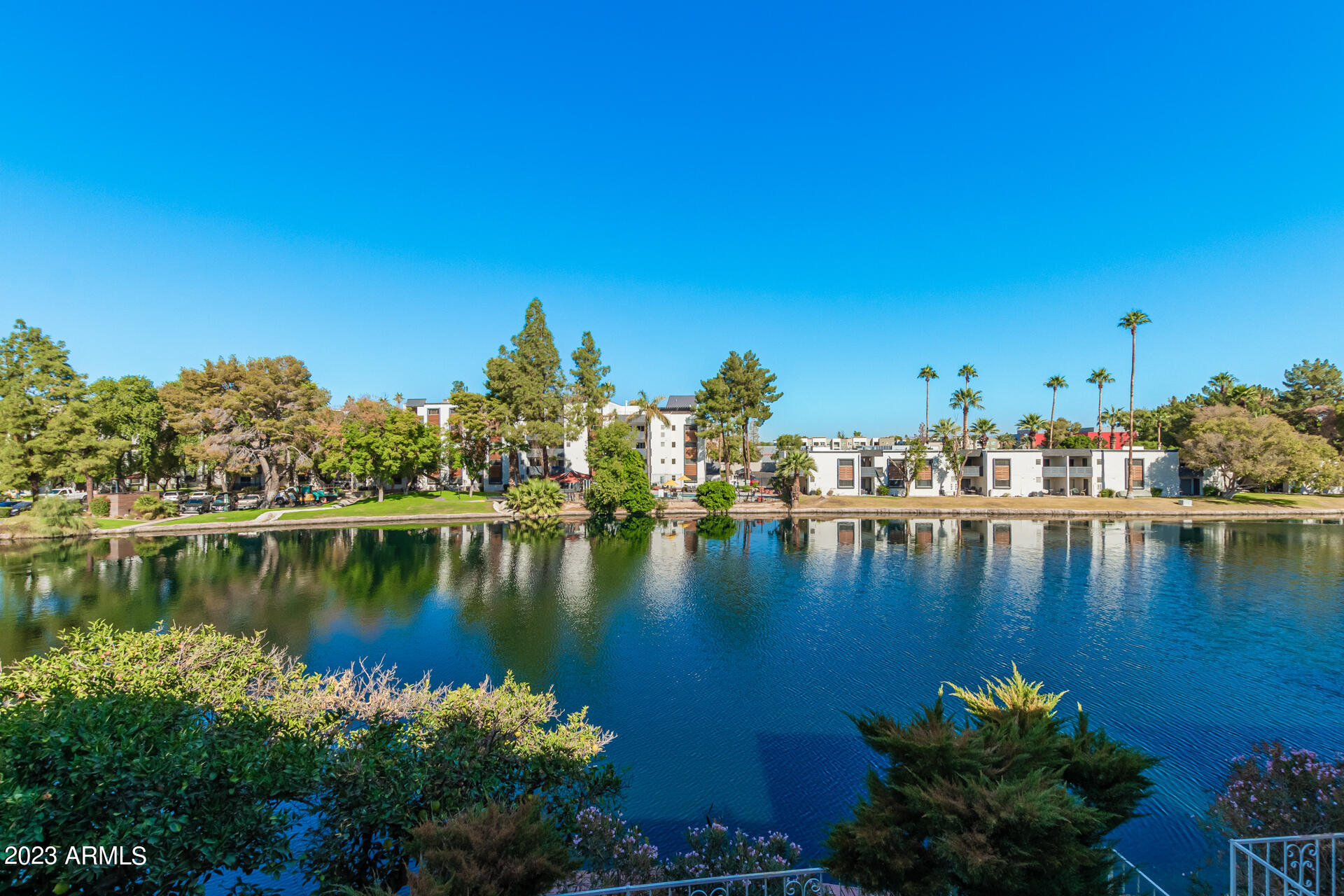 1017 E SANDPIPER Drive