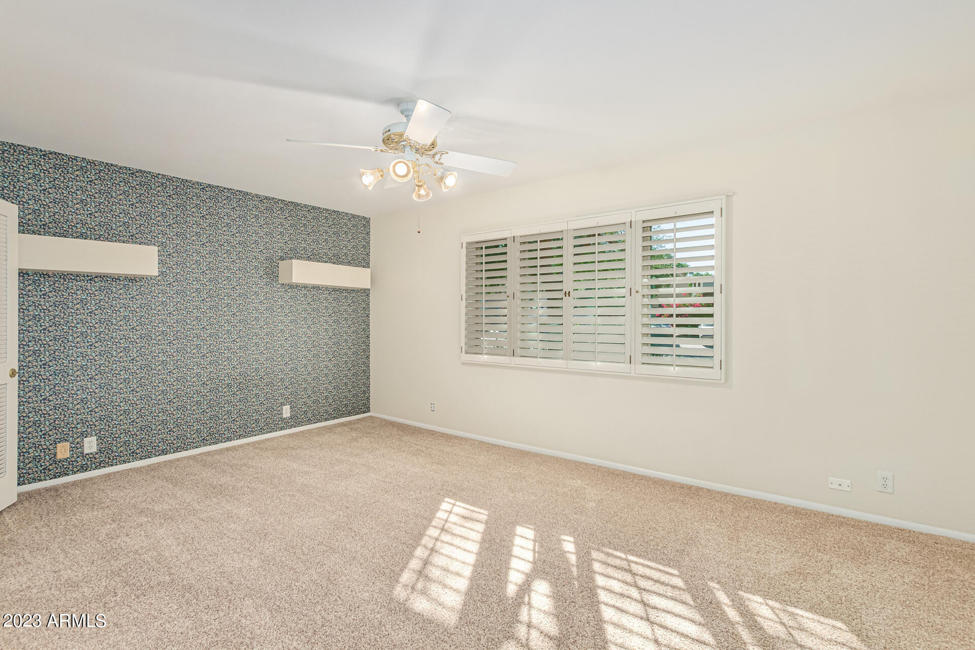 1017 E SANDPIPER Drive