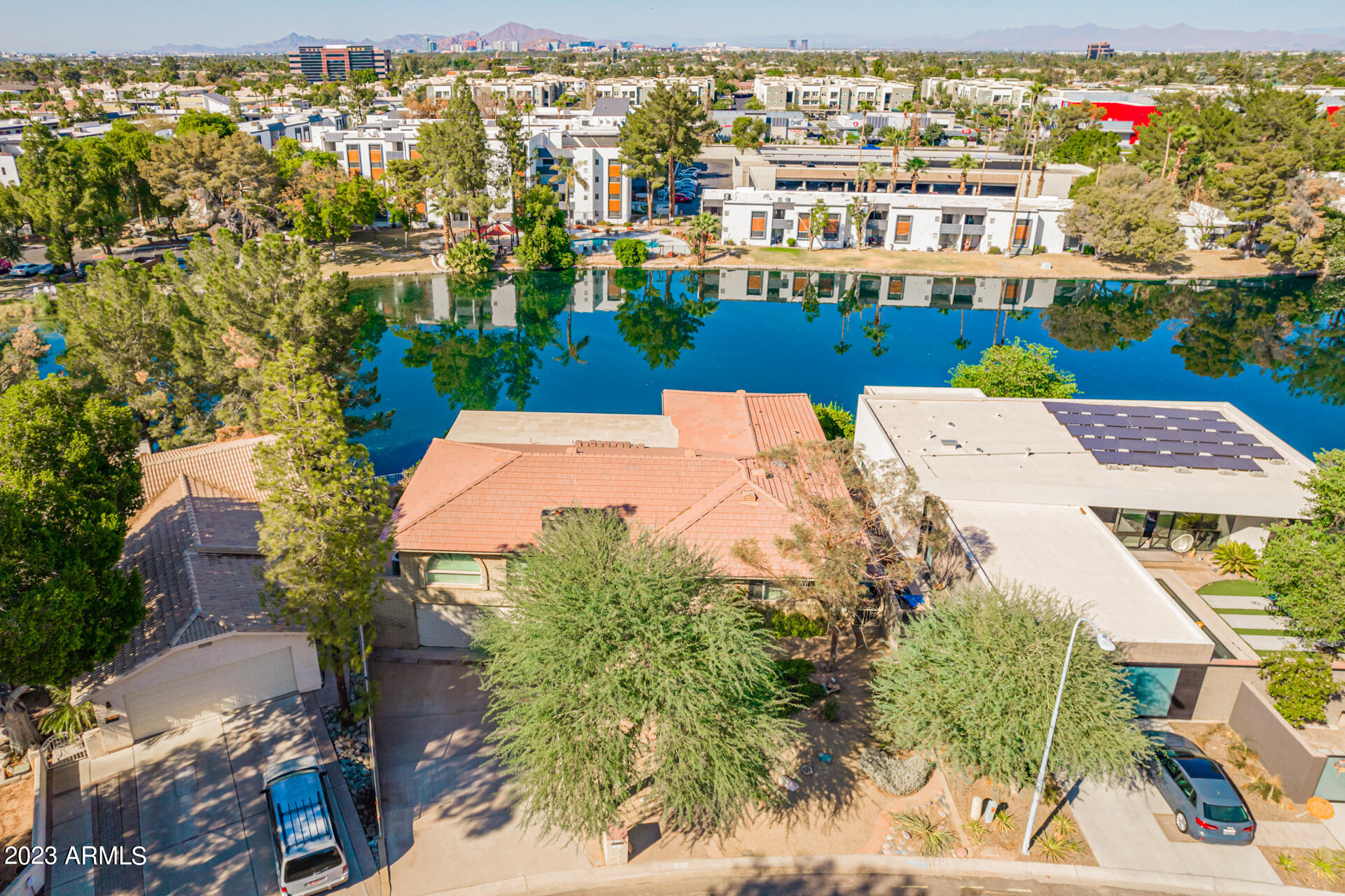 1017 E SANDPIPER Drive