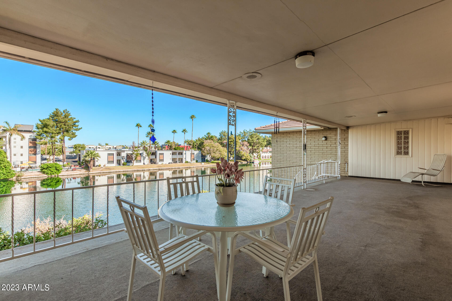 1017 E SANDPIPER Drive