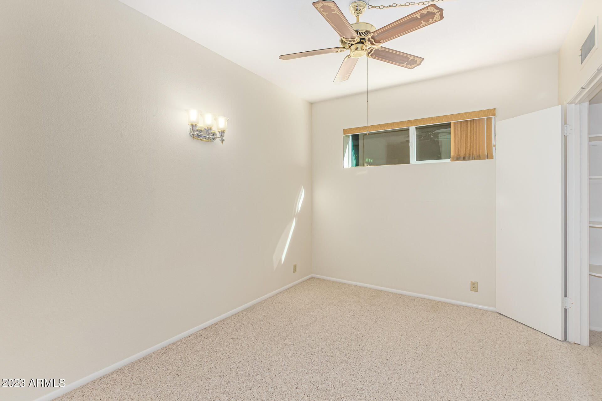 1017 E SANDPIPER Drive