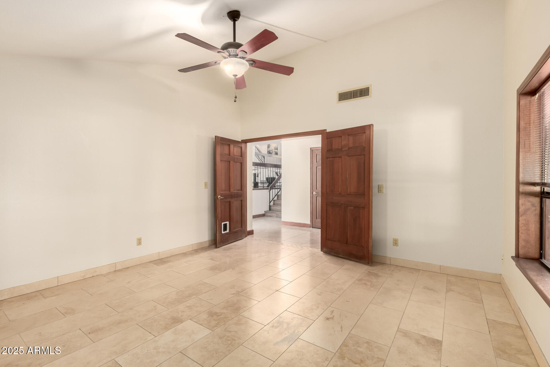 1070 E SANDPIPER Drive