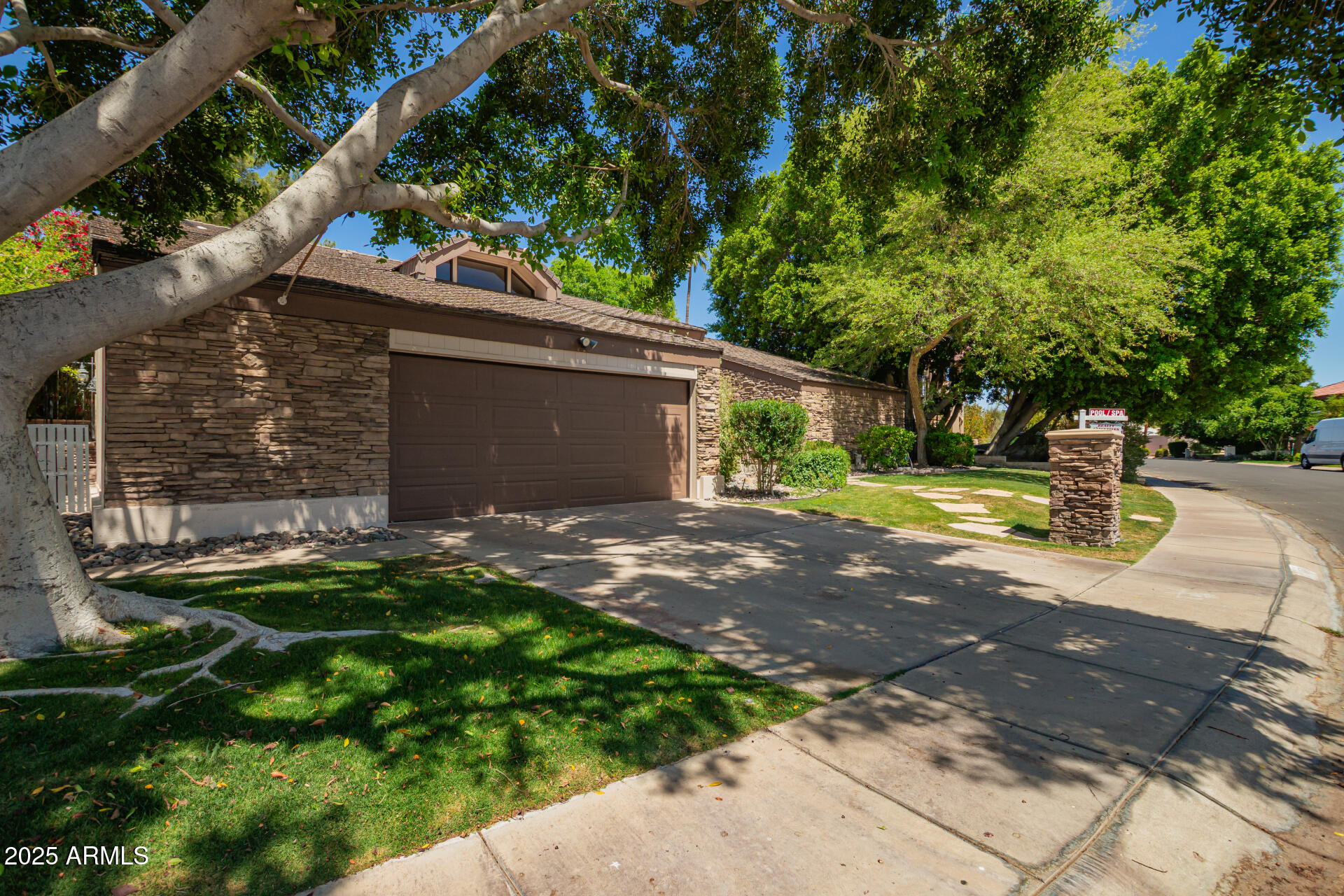 1070 E SANDPIPER Drive