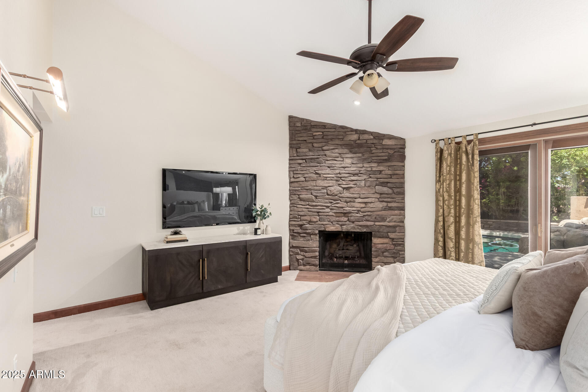 1070 E SANDPIPER Drive