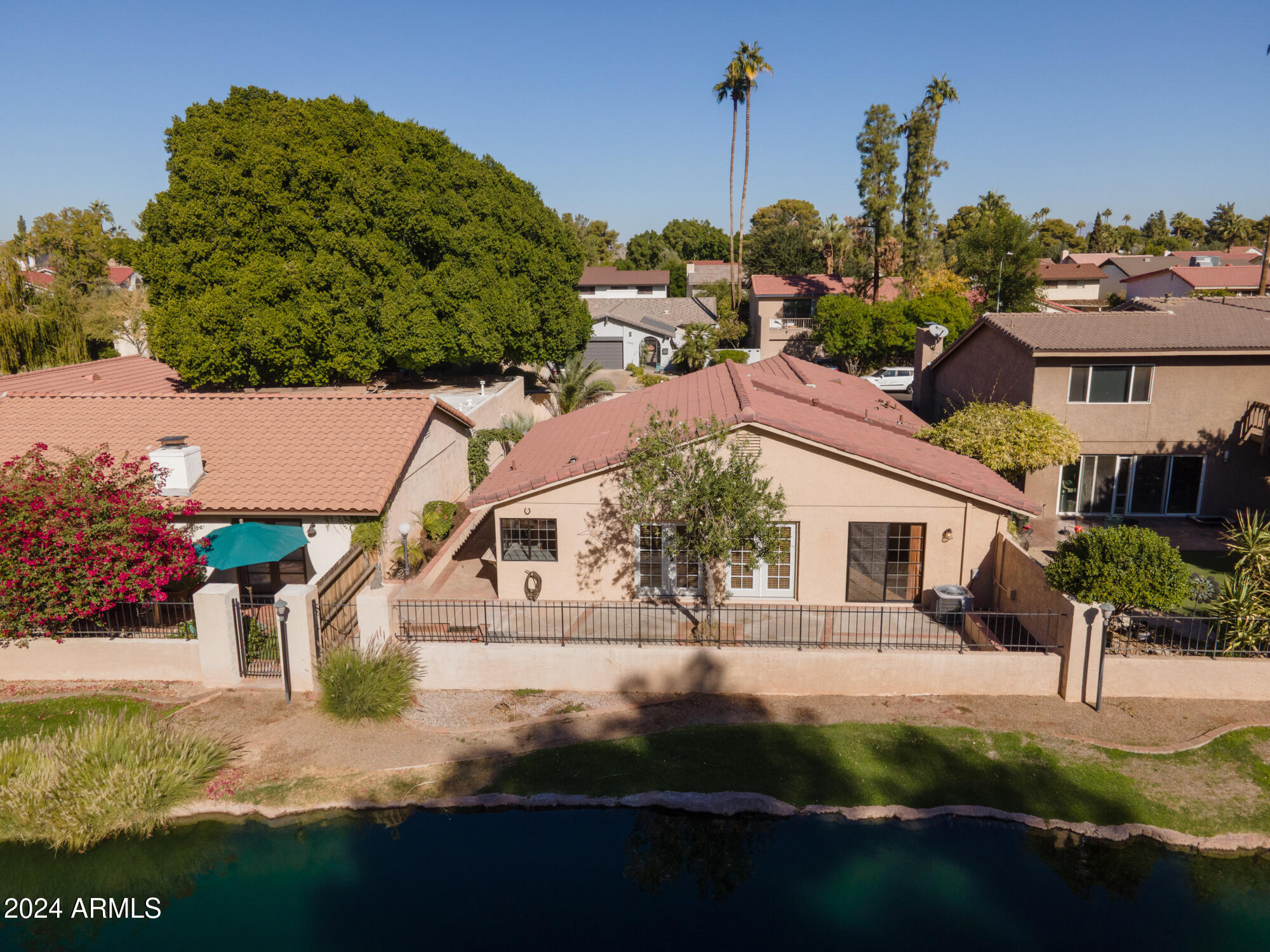 1523 E DRIFTWOOD Drive