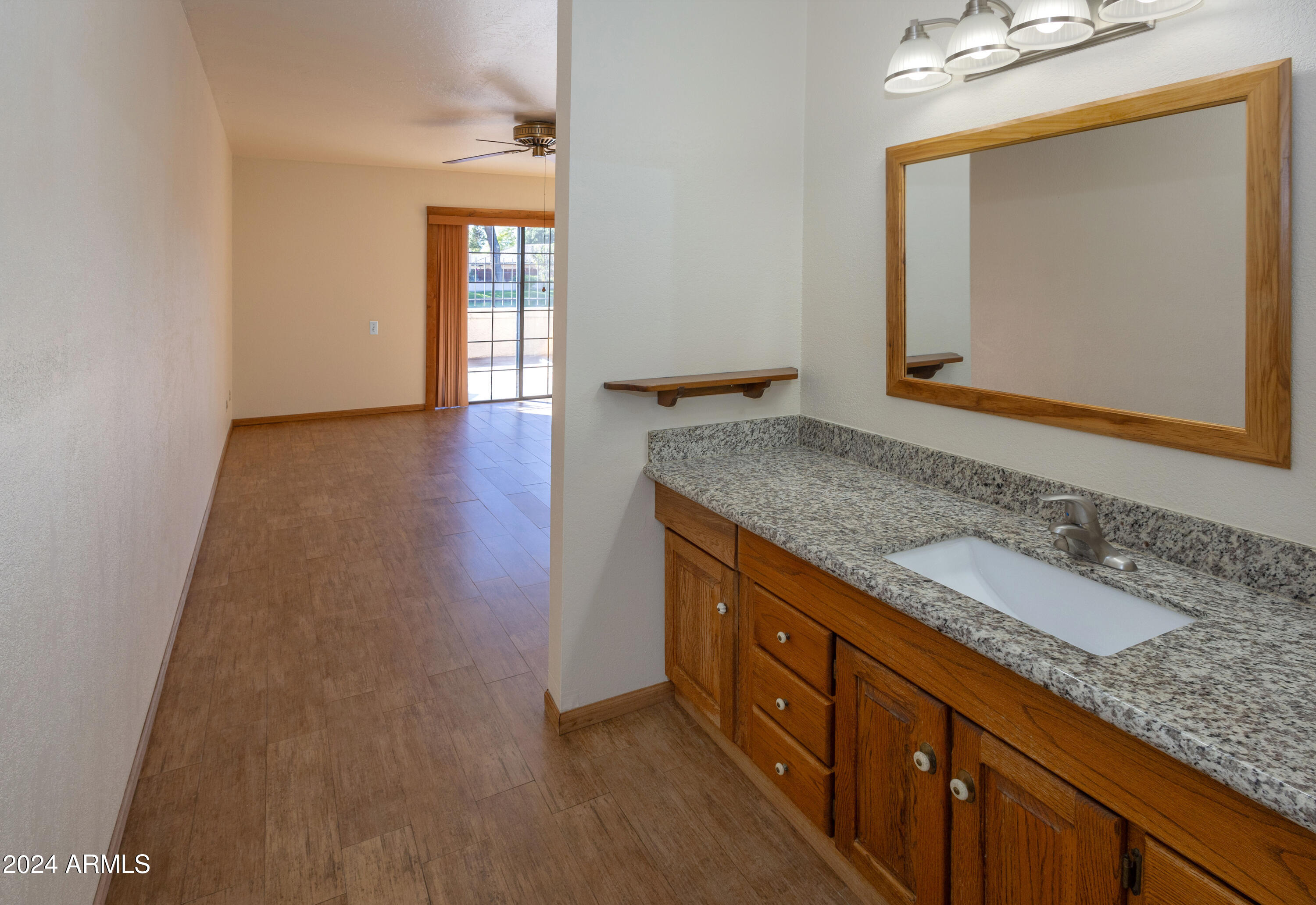 1523 E DRIFTWOOD Drive