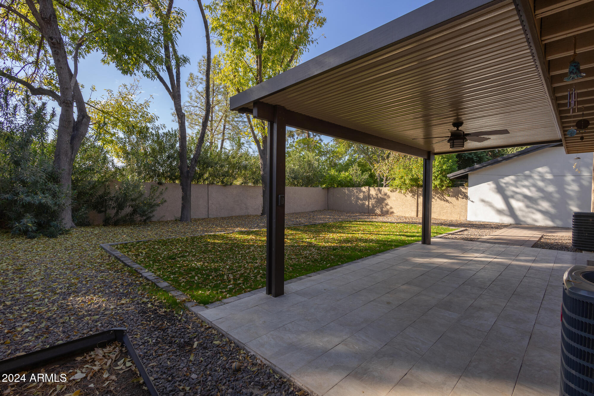 933 E DRIFTWOOD Drive