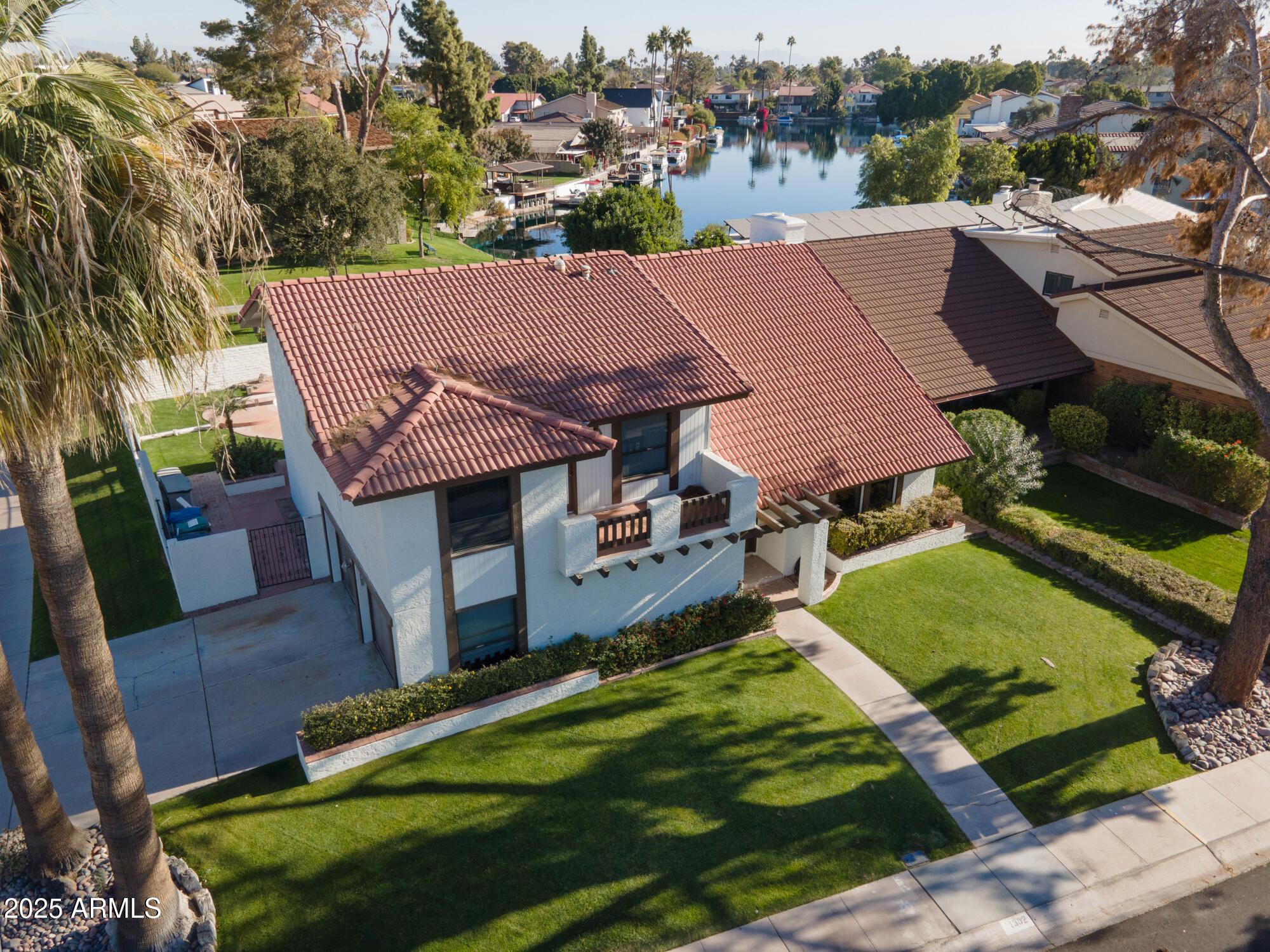 1302 E STEAMBOAT BEND Drive