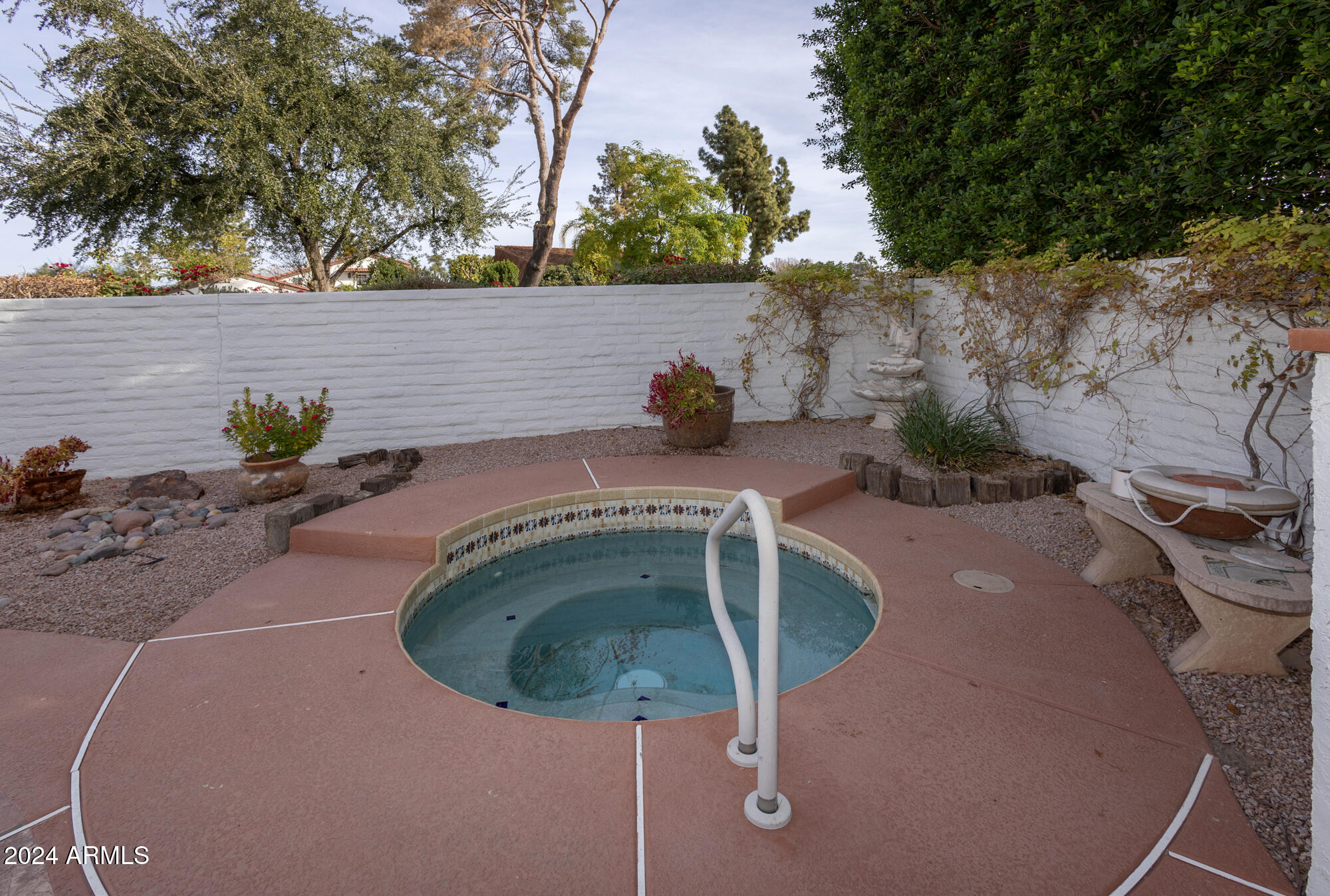 1302 E STEAMBOAT BEND Drive