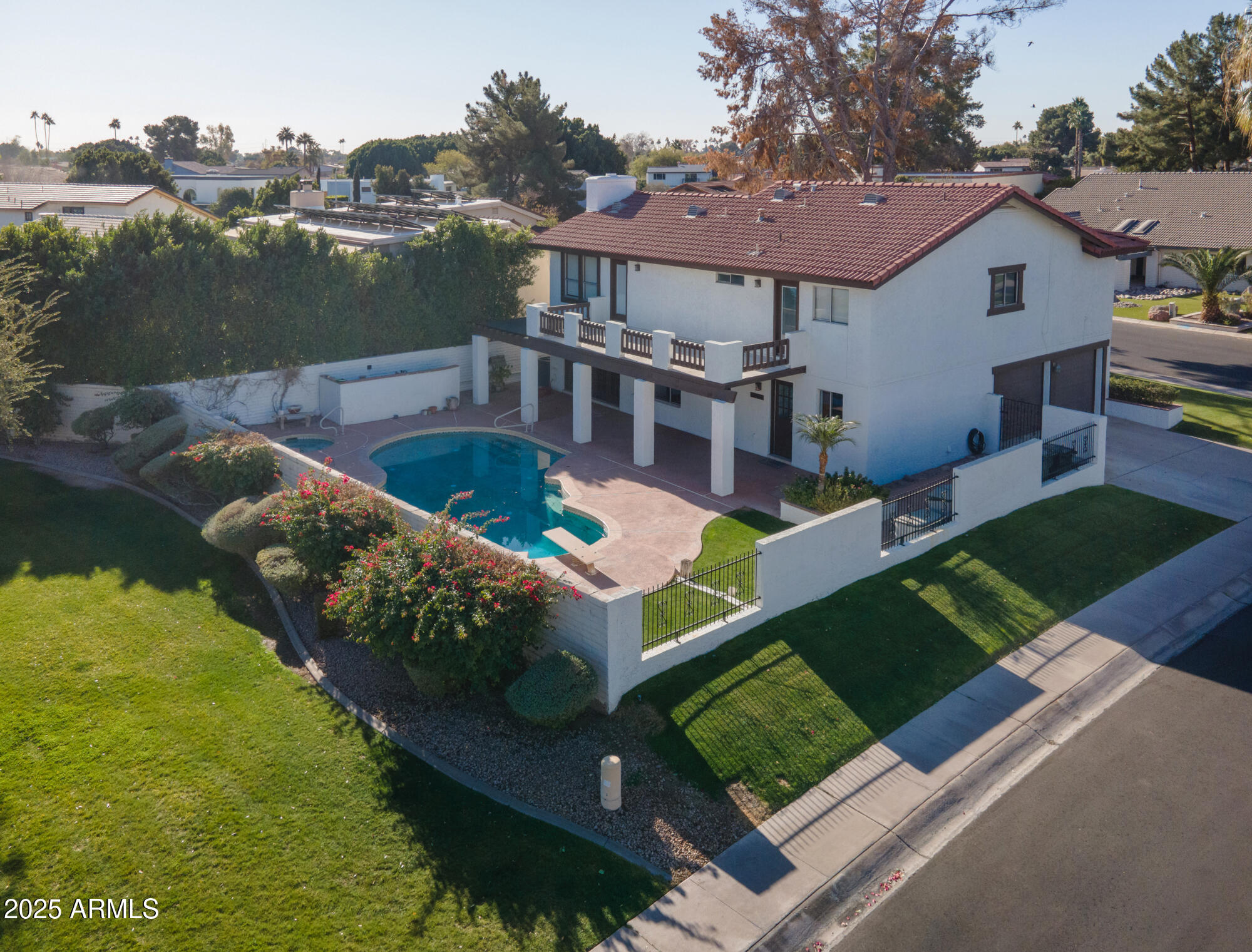 1302 E STEAMBOAT BEND Drive