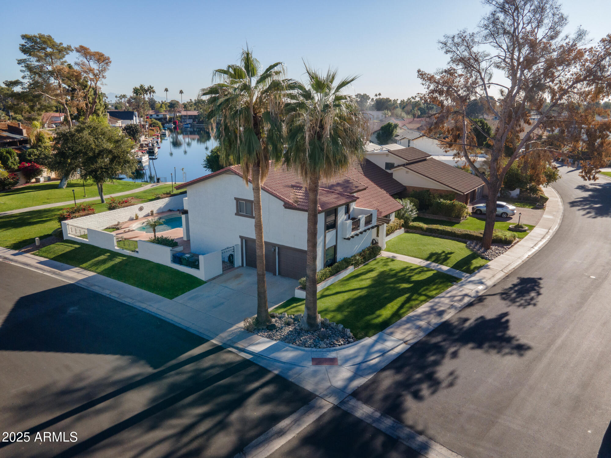 1302 E STEAMBOAT BEND Drive