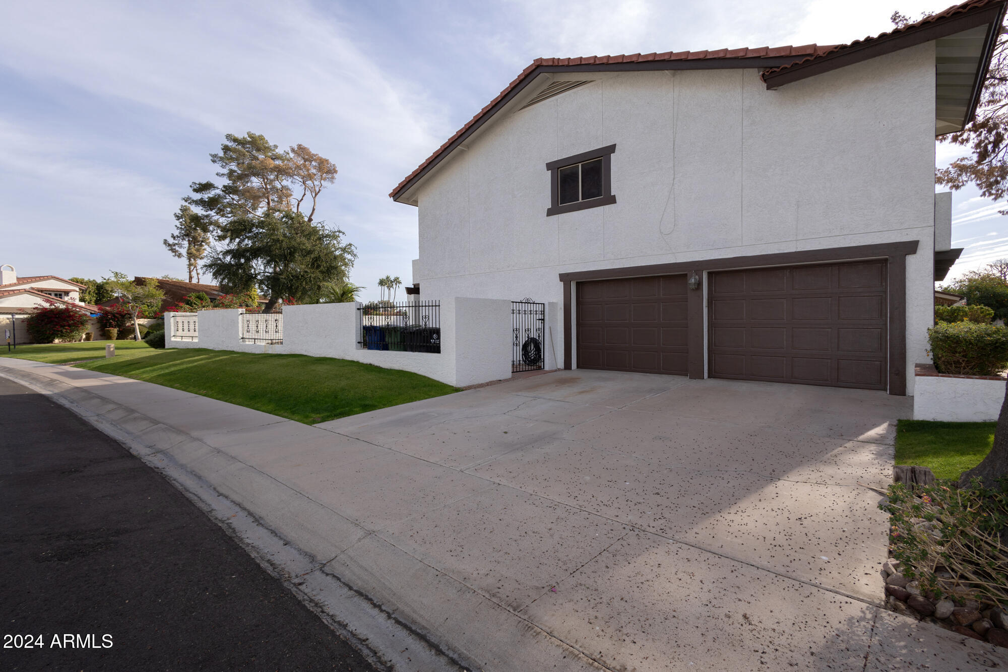 1302 E STEAMBOAT BEND Drive