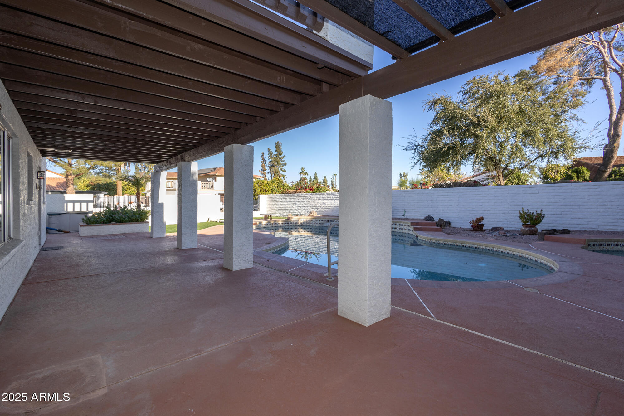 1302 E STEAMBOAT BEND Drive