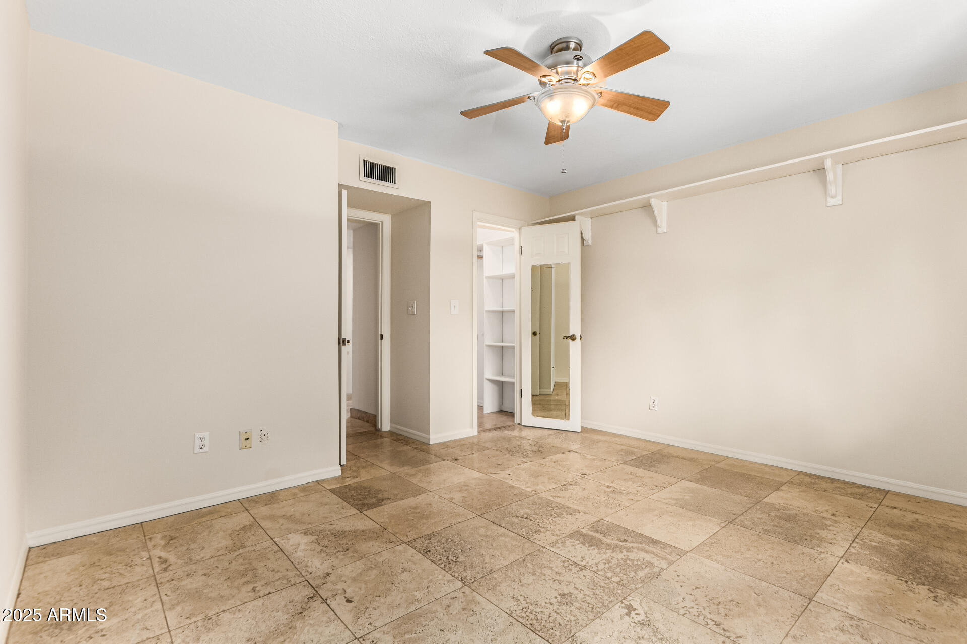 931 E EVENINGSTAR Lane