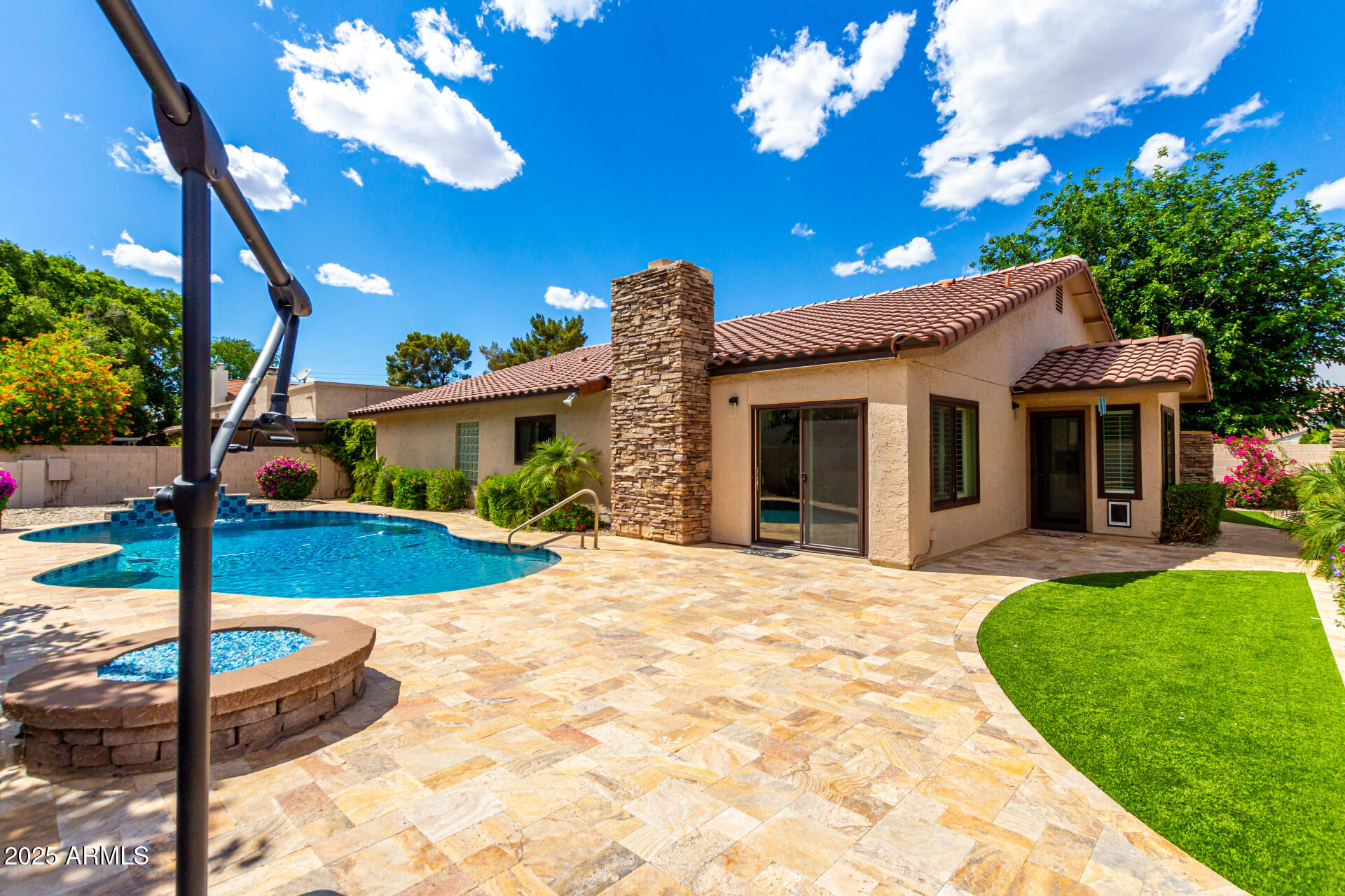 931 E EVENINGSTAR Lane