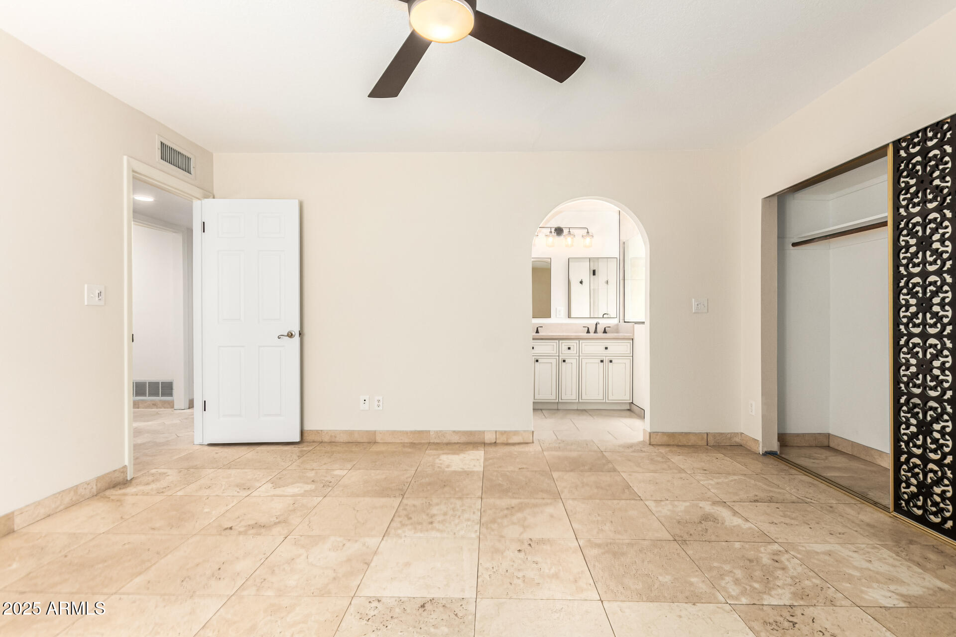 931 E EVENINGSTAR Lane