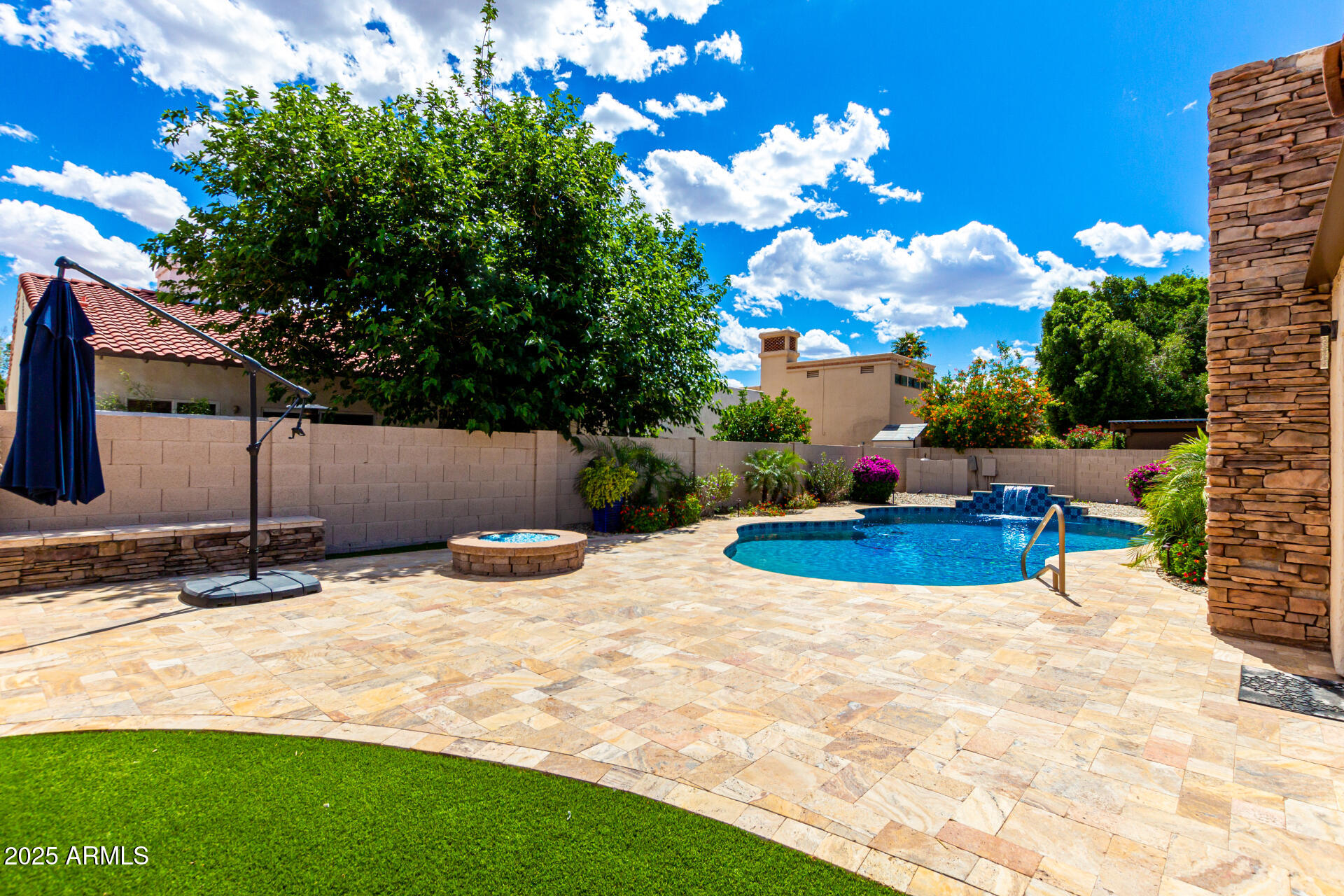 931 E EVENINGSTAR Lane