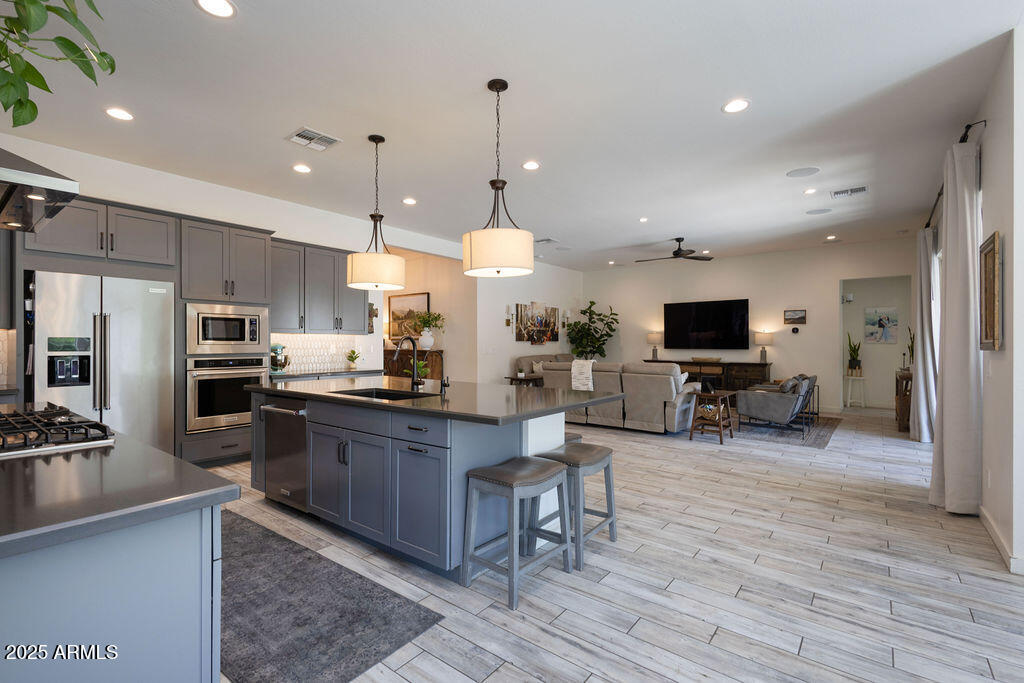 3429 E CONSTANCE Way