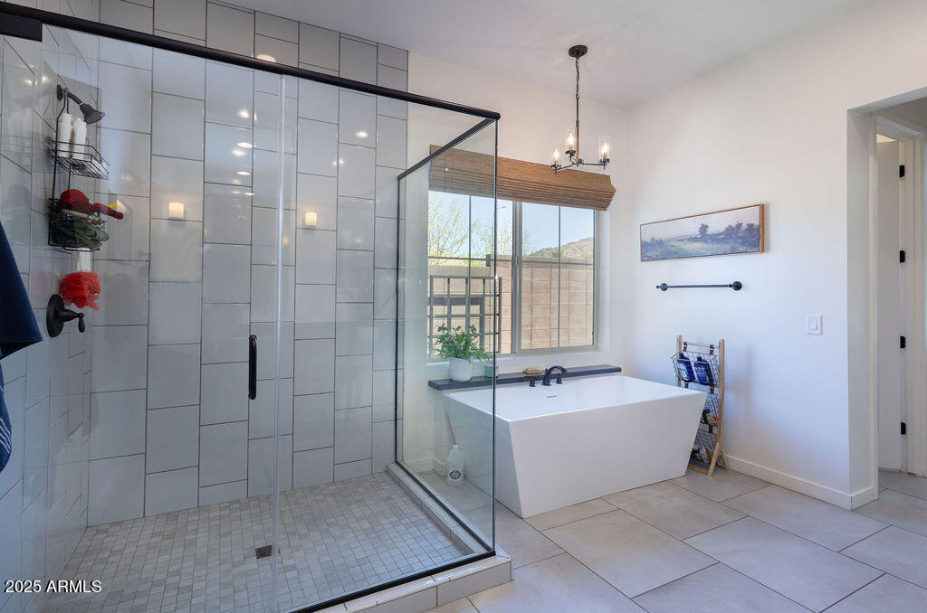 3429 E CONSTANCE Way