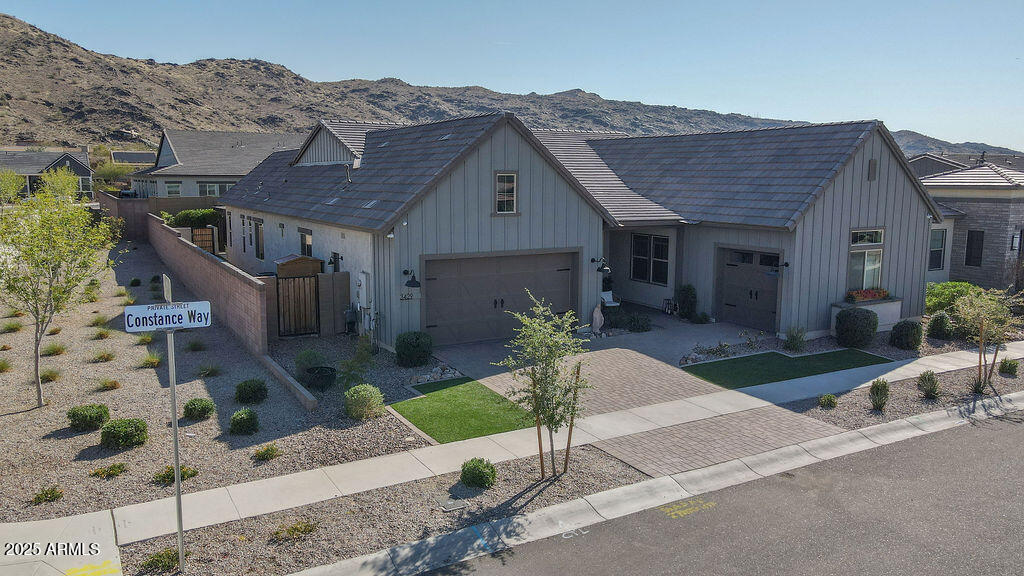 3429 E CONSTANCE Way