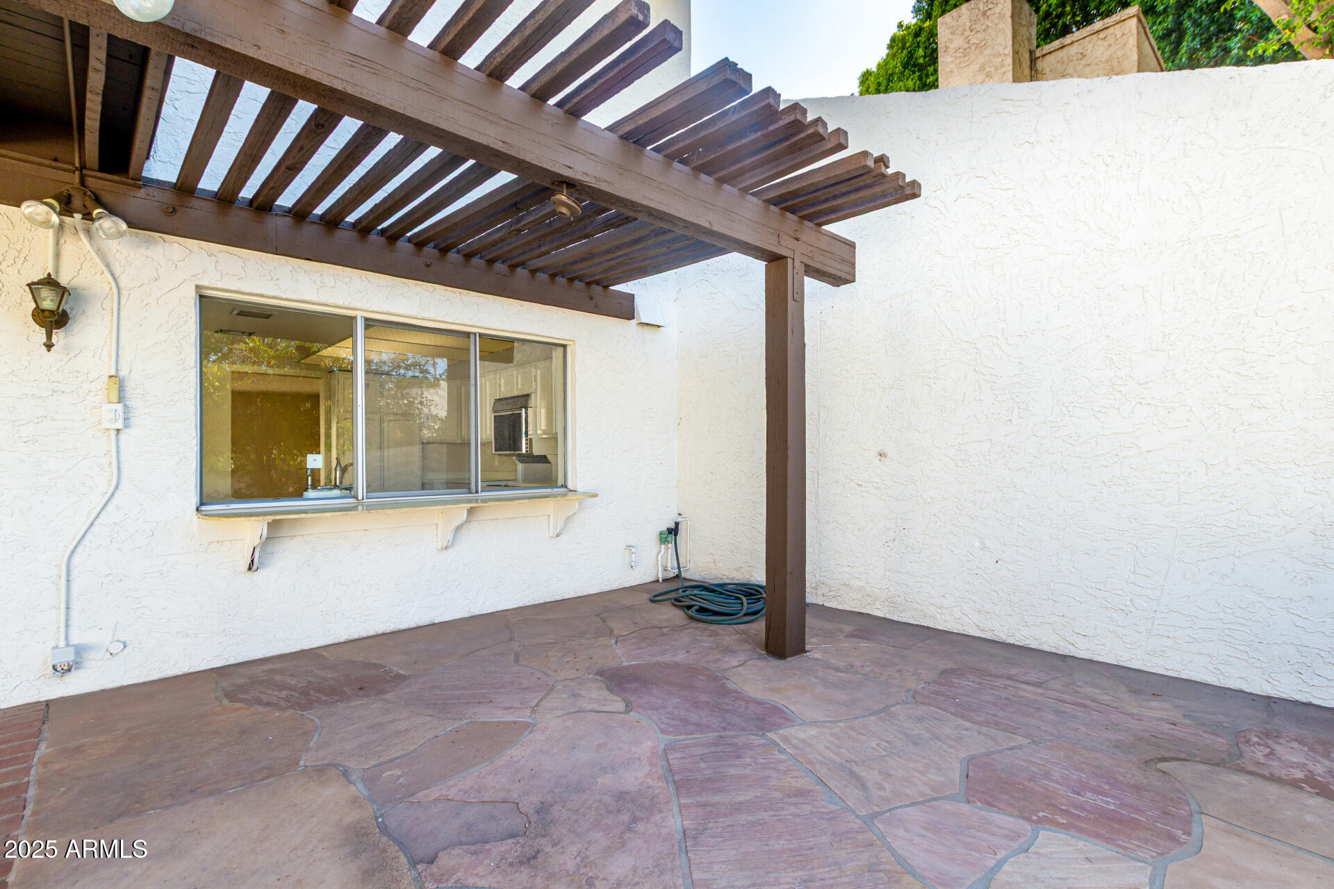 1134 E DRIFTWOOD Drive