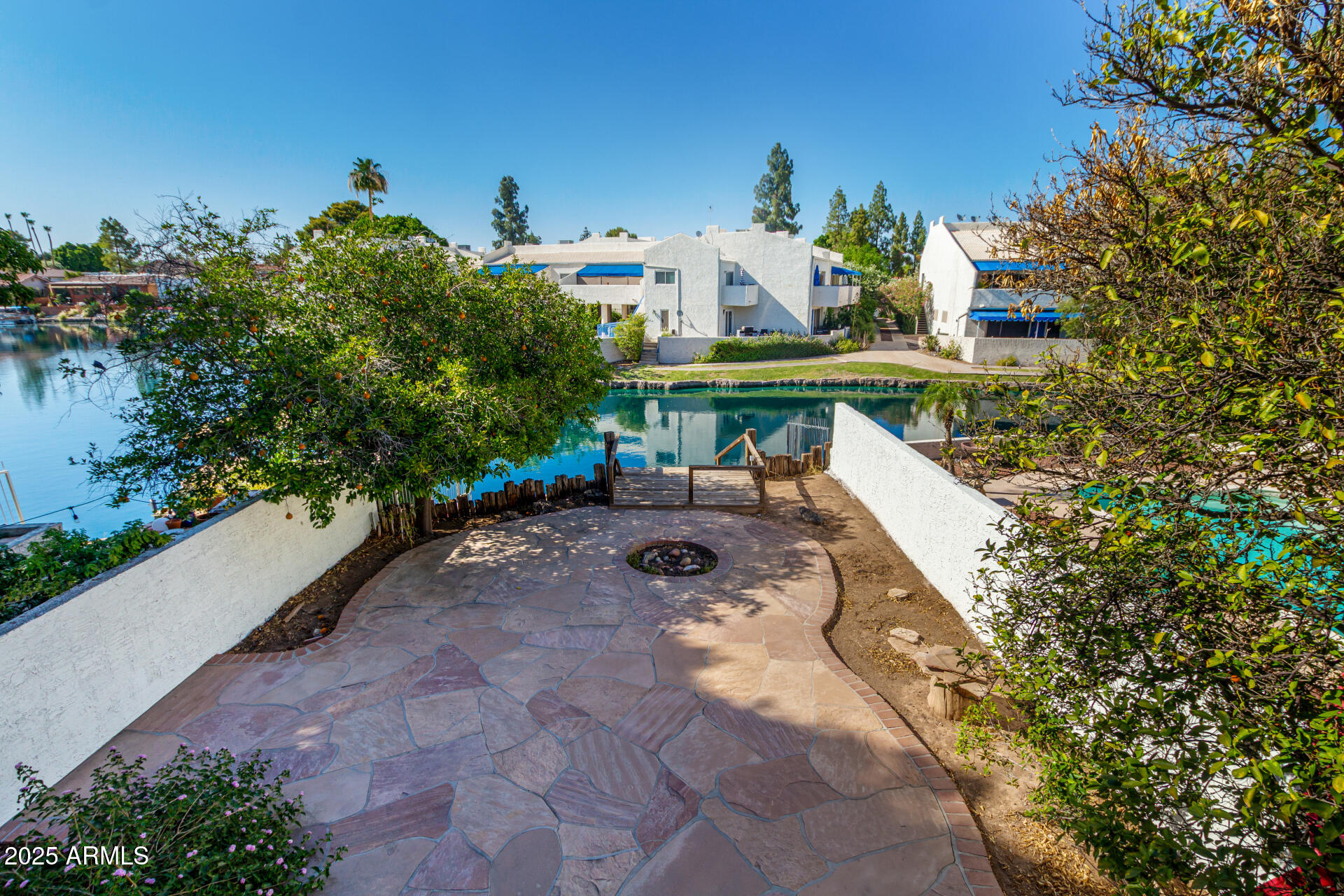 1134 E DRIFTWOOD Drive