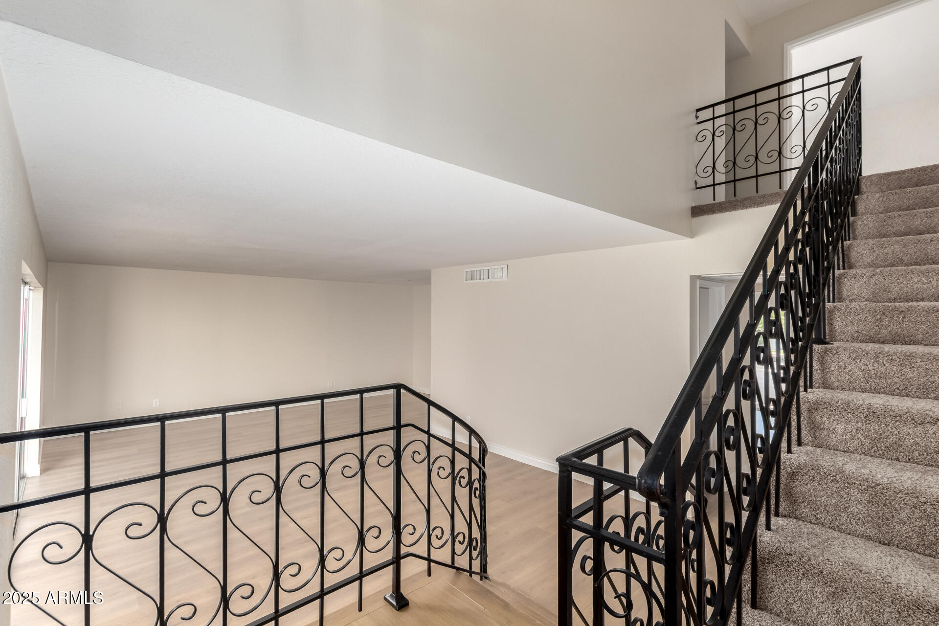 1134 E DRIFTWOOD Drive