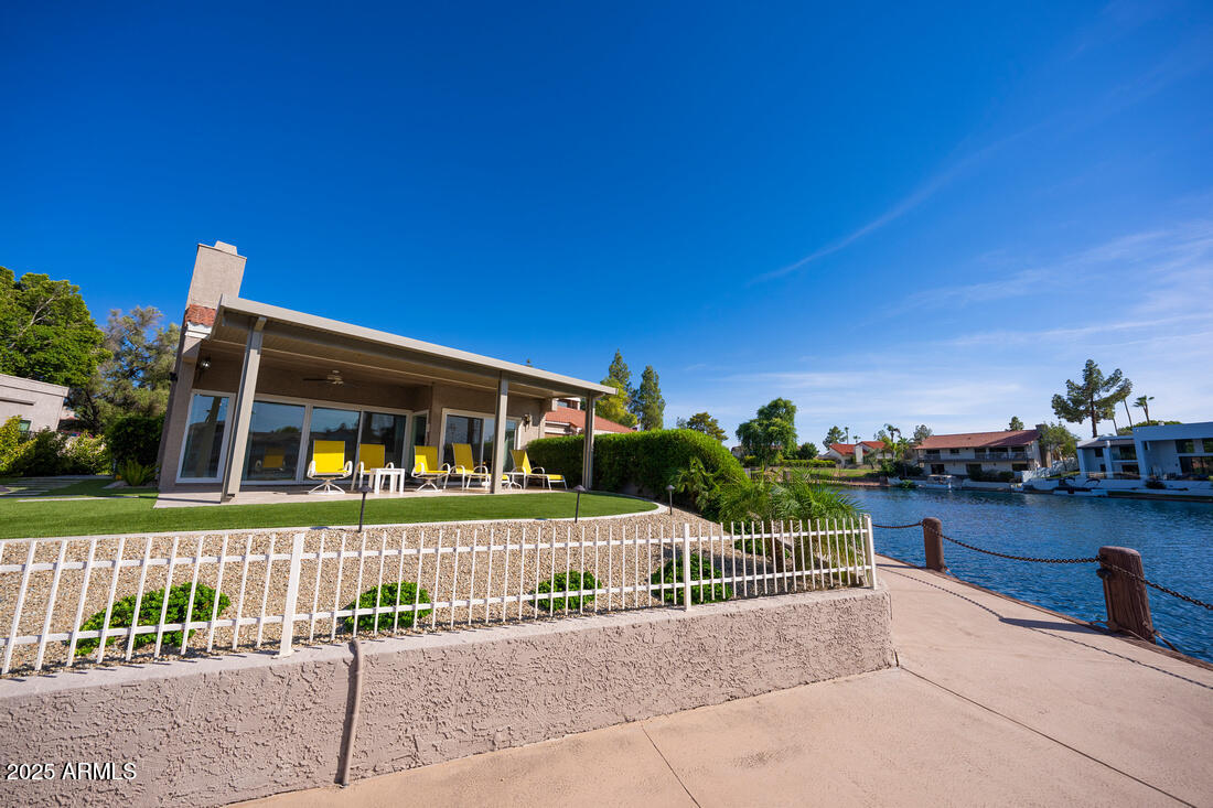 5430 S CLAMBAKE BAY Court