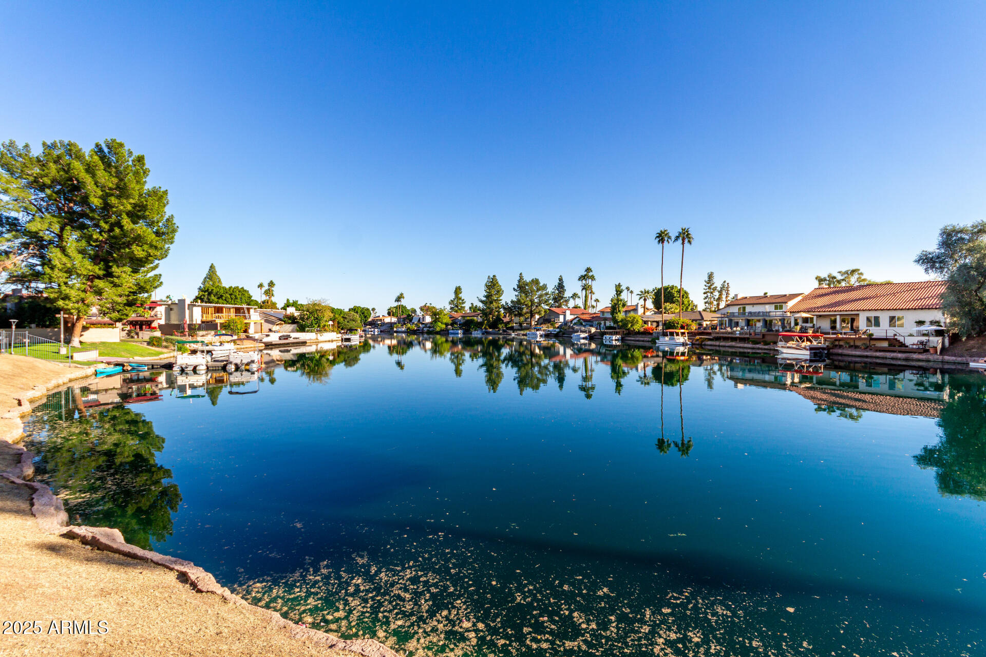 1207 E NORTHSHORE Drive, 136