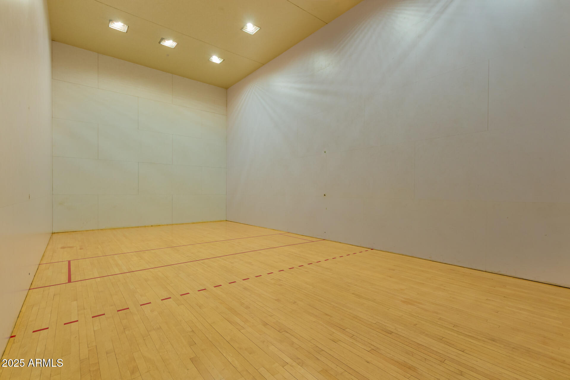 1207 E NORTHSHORE Drive, 136