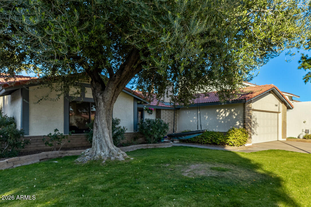 1500 E EDGEWATER Drive