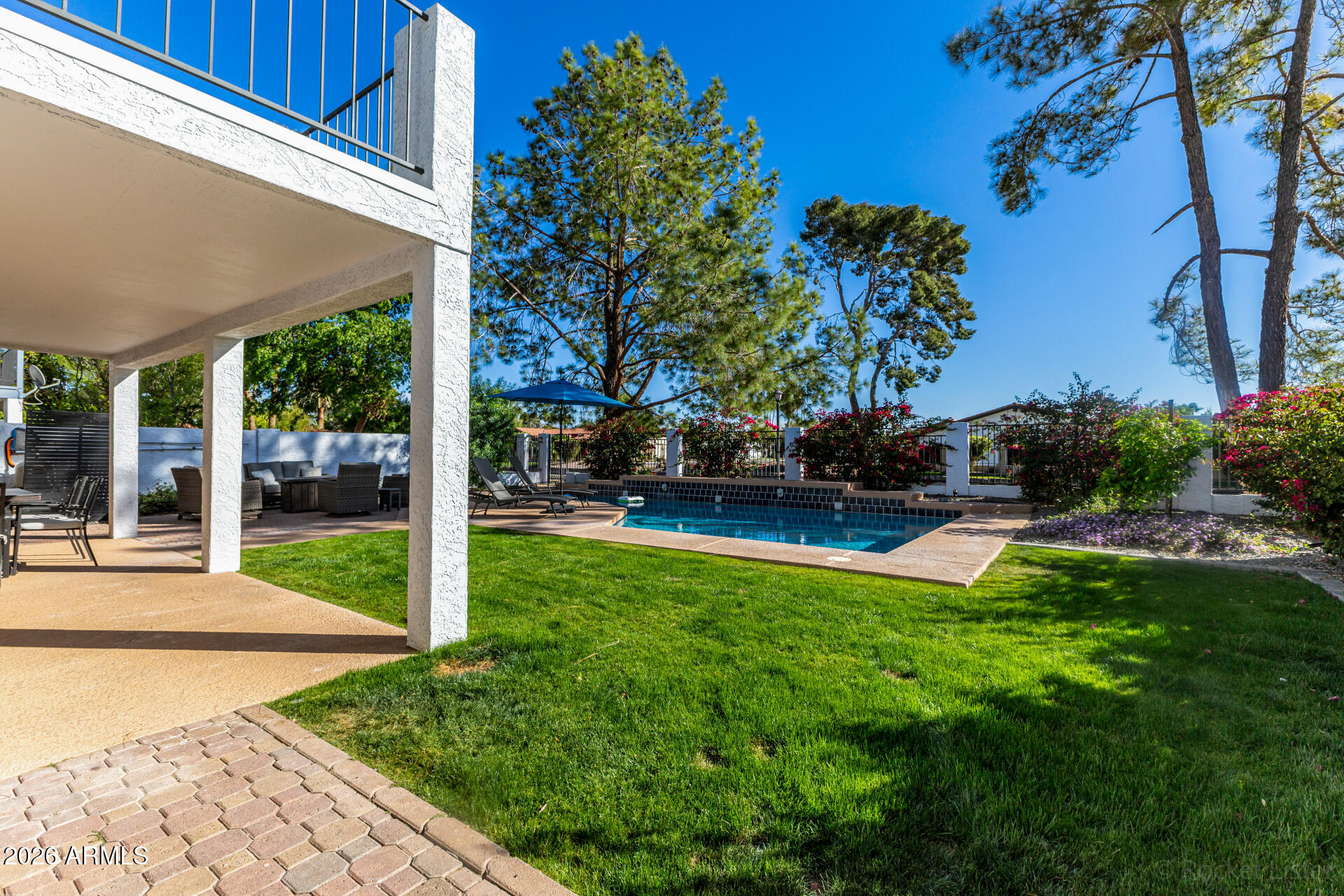 963 E DRIFTWOOD Drive