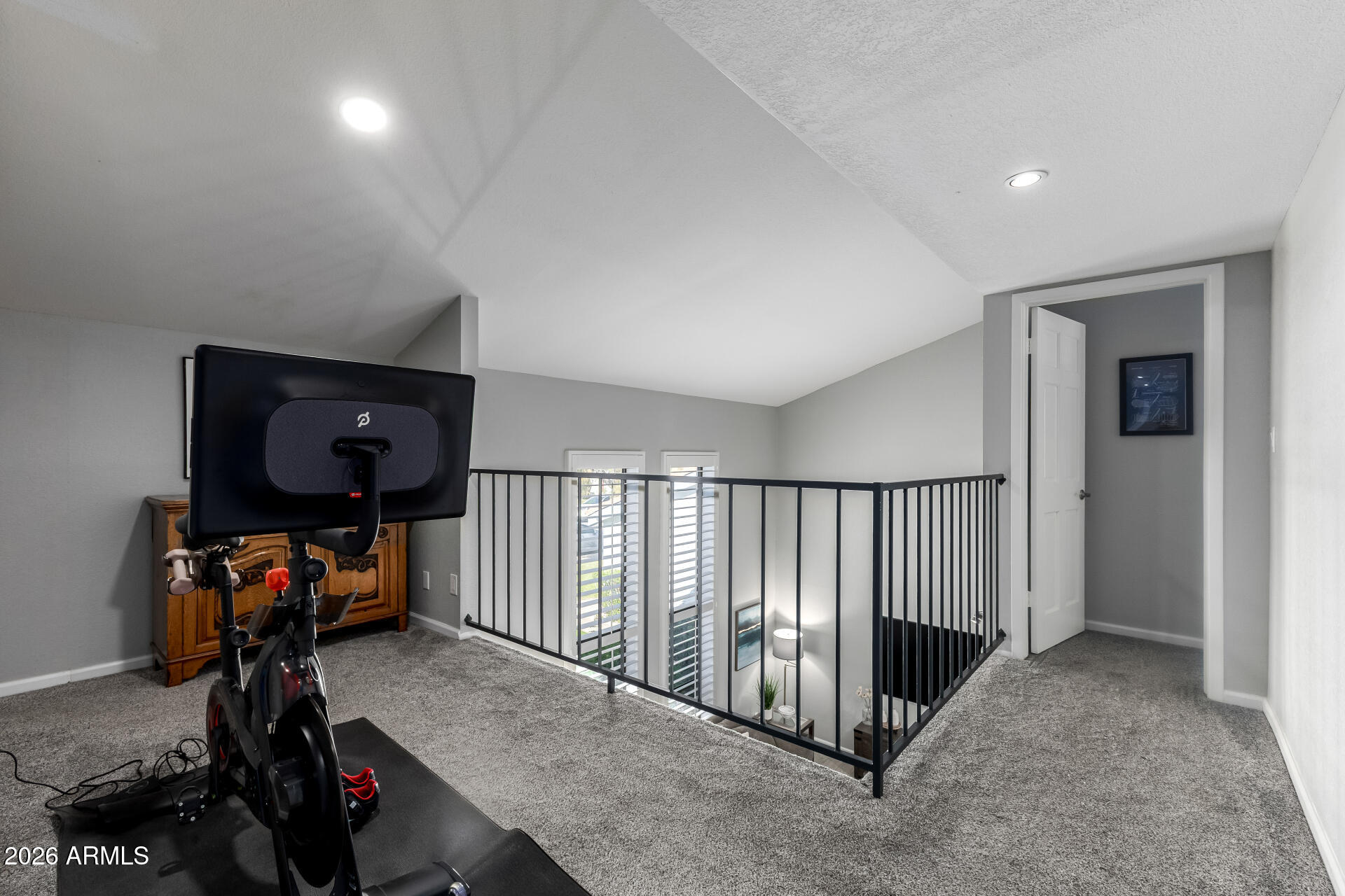 963 E DRIFTWOOD Drive