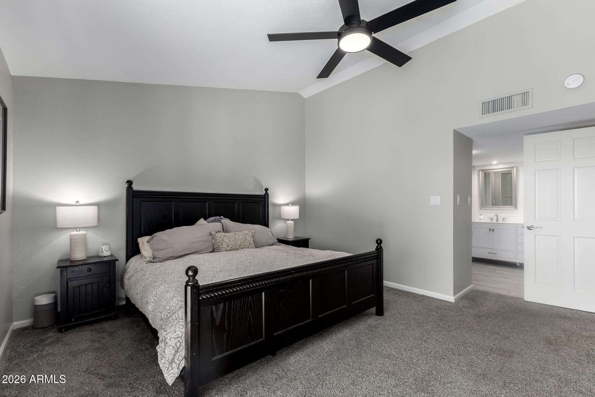 963 E DRIFTWOOD Drive