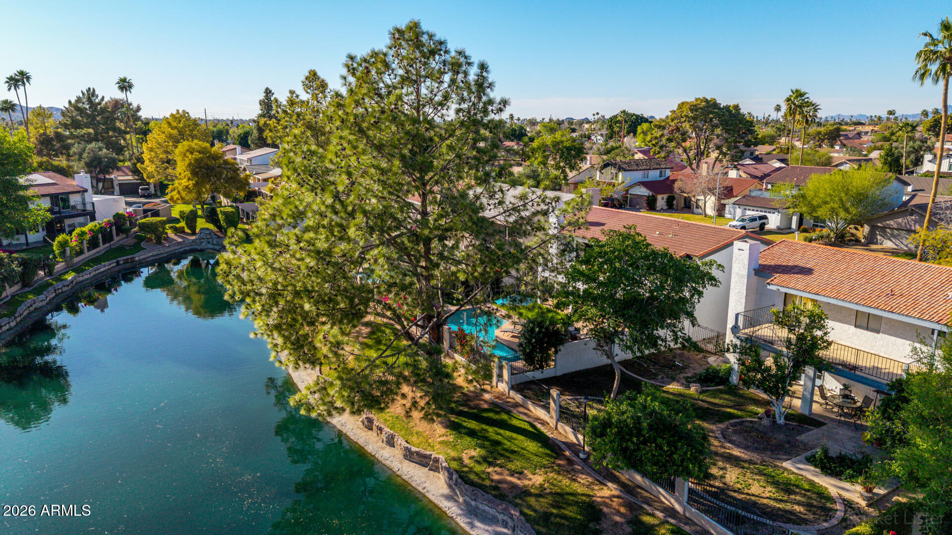 963 E DRIFTWOOD Drive