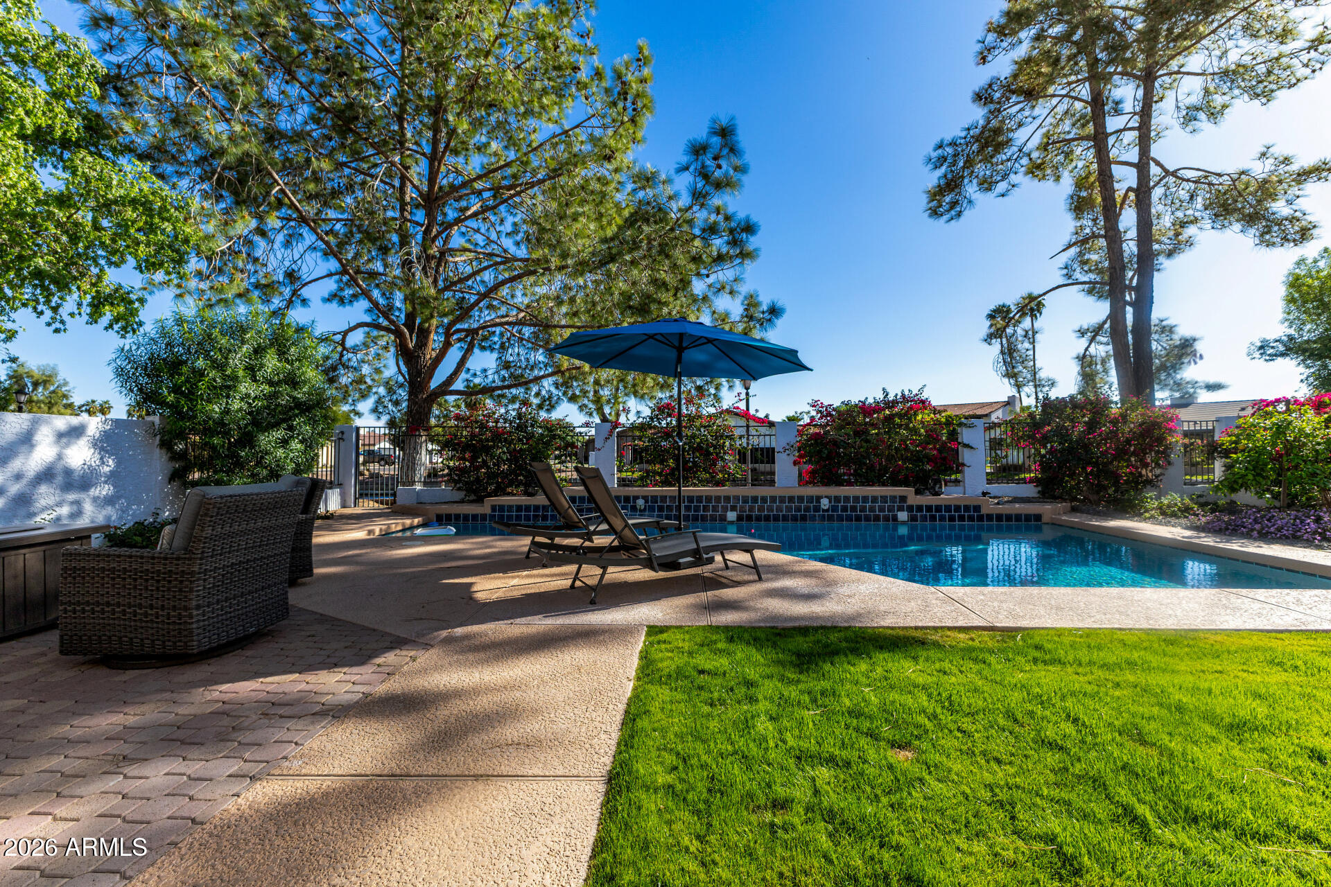 963 E DRIFTWOOD Drive