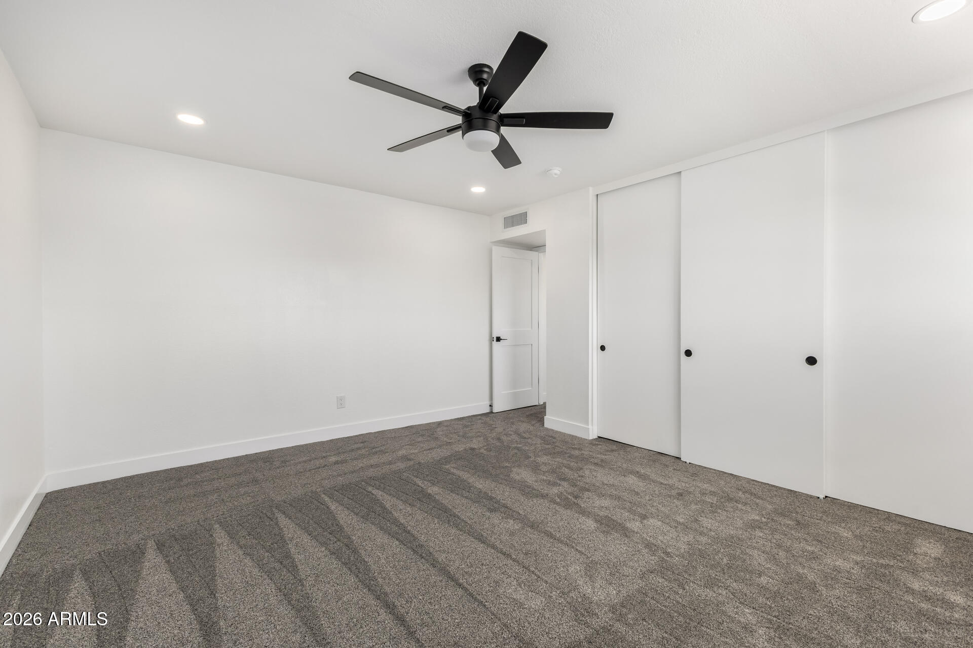 1546 E WINDJAMMER Way