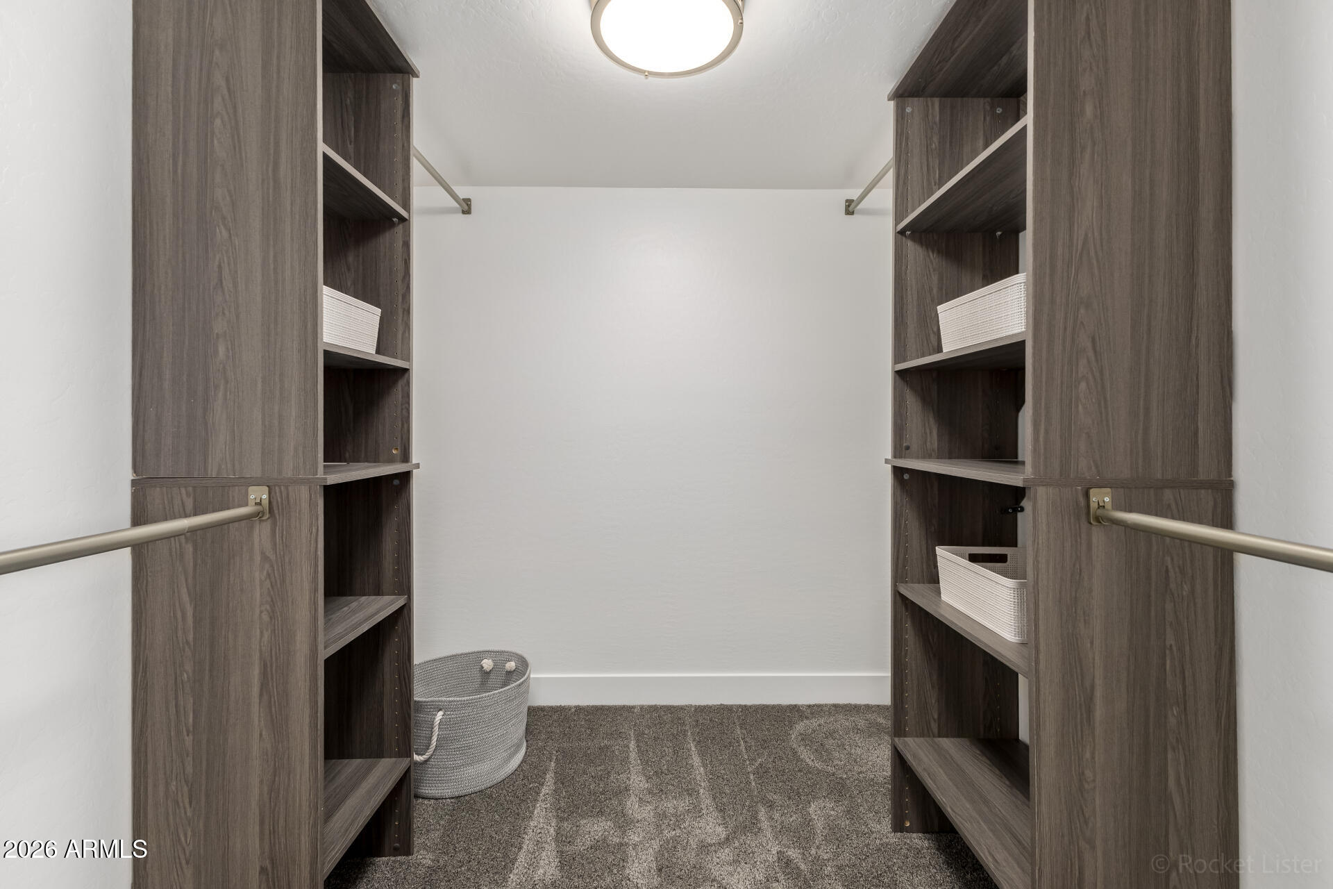 1546 E WINDJAMMER Way