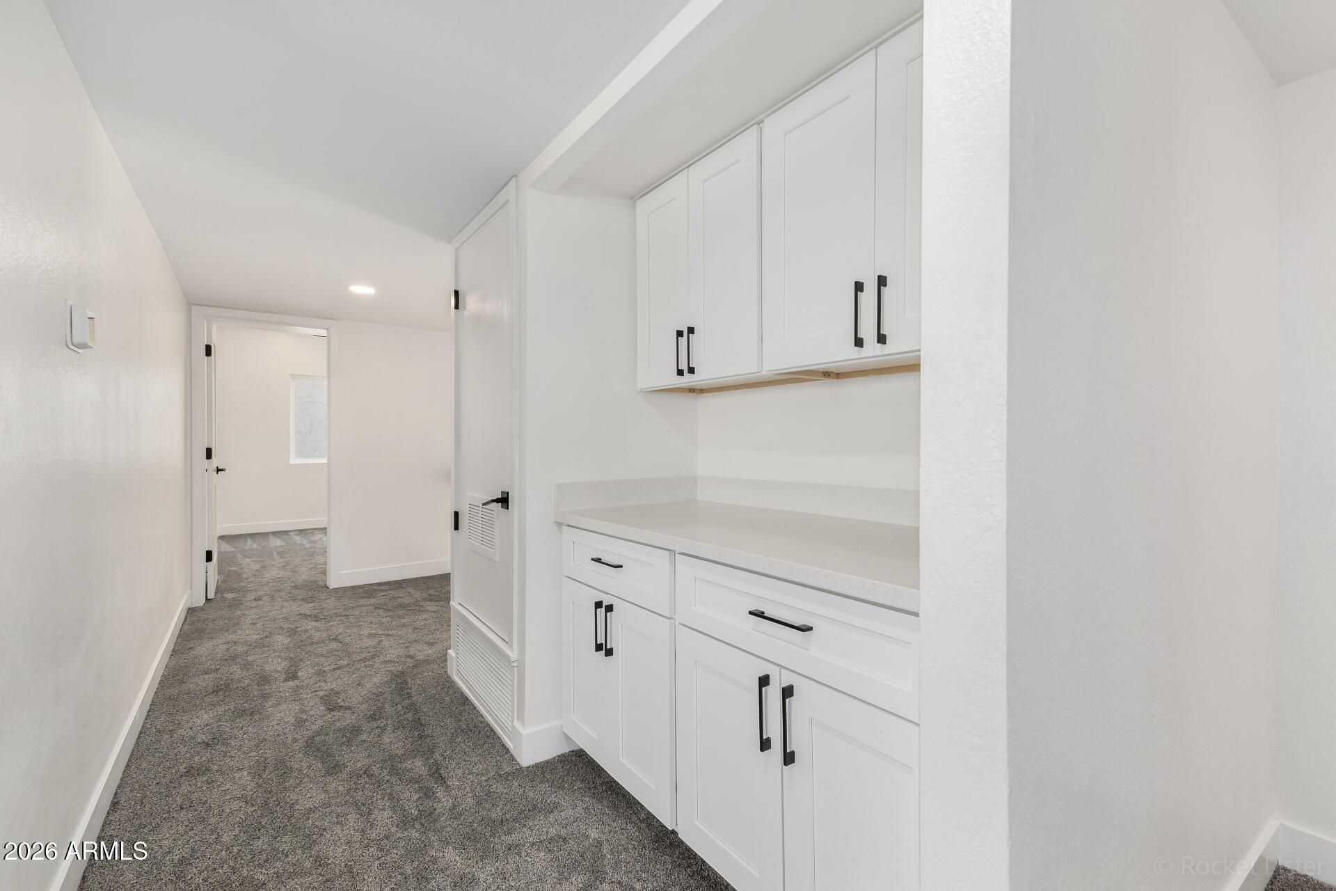 1546 E WINDJAMMER Way