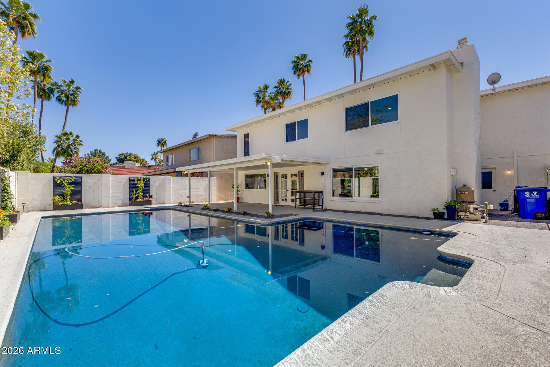 1546 E WINDJAMMER Way