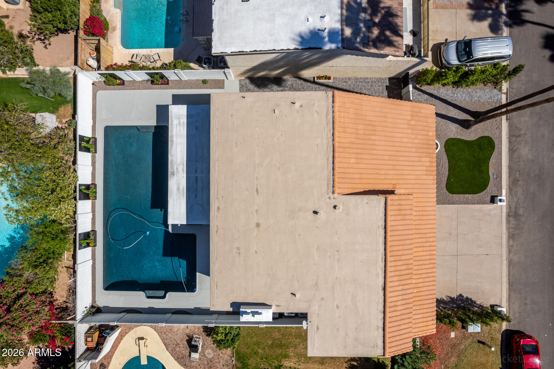 1546 E WINDJAMMER Way