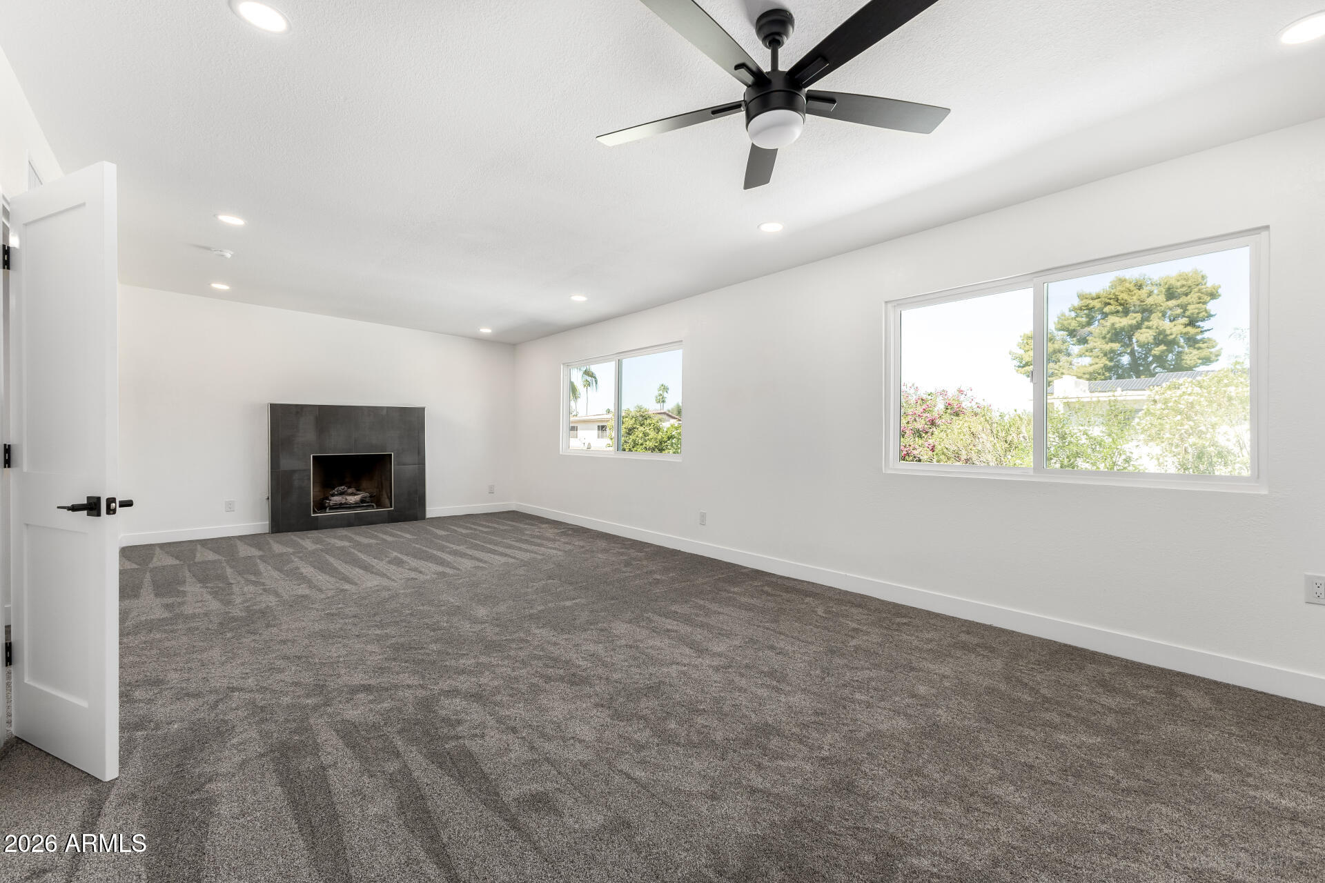 1546 E WINDJAMMER Way