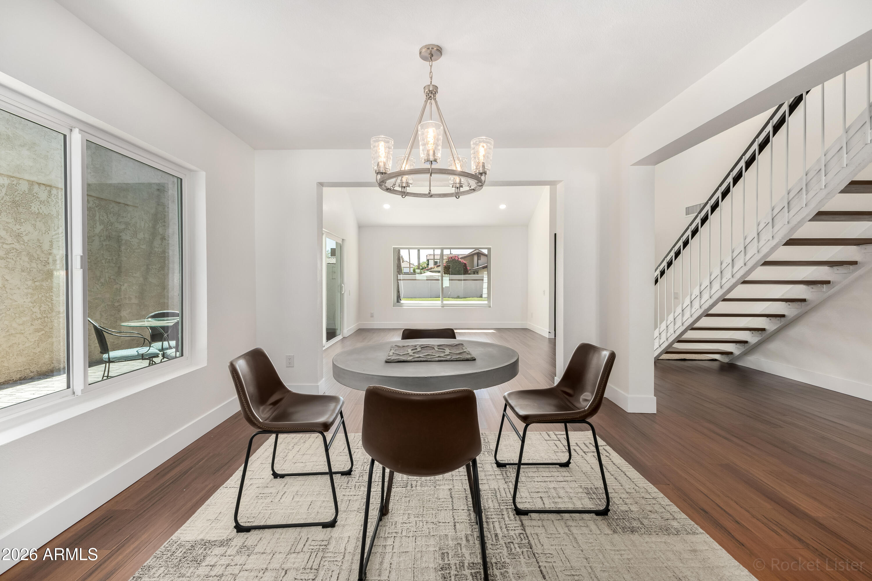 1546 E WINDJAMMER Way