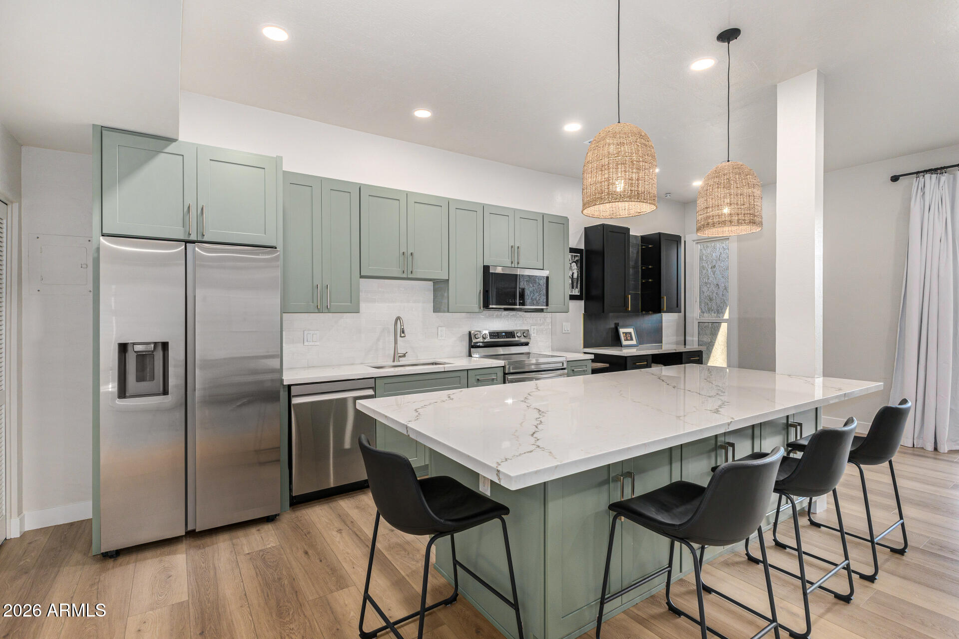 1209 E NORTHSHORE Drive 138