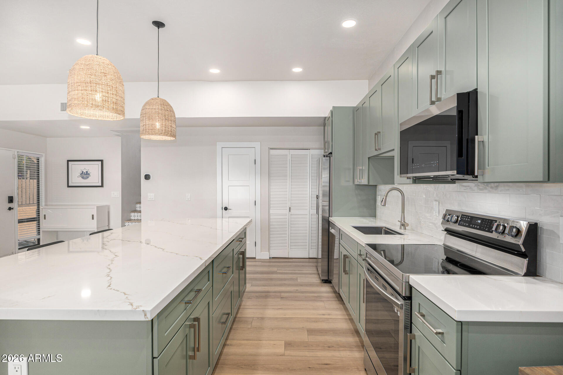 1209 E NORTHSHORE Drive 138