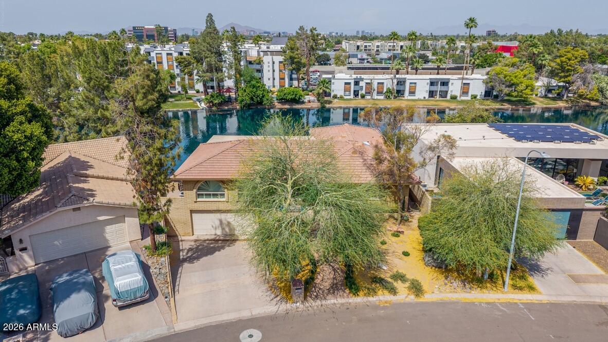 1017 E SANDPIPER Drive