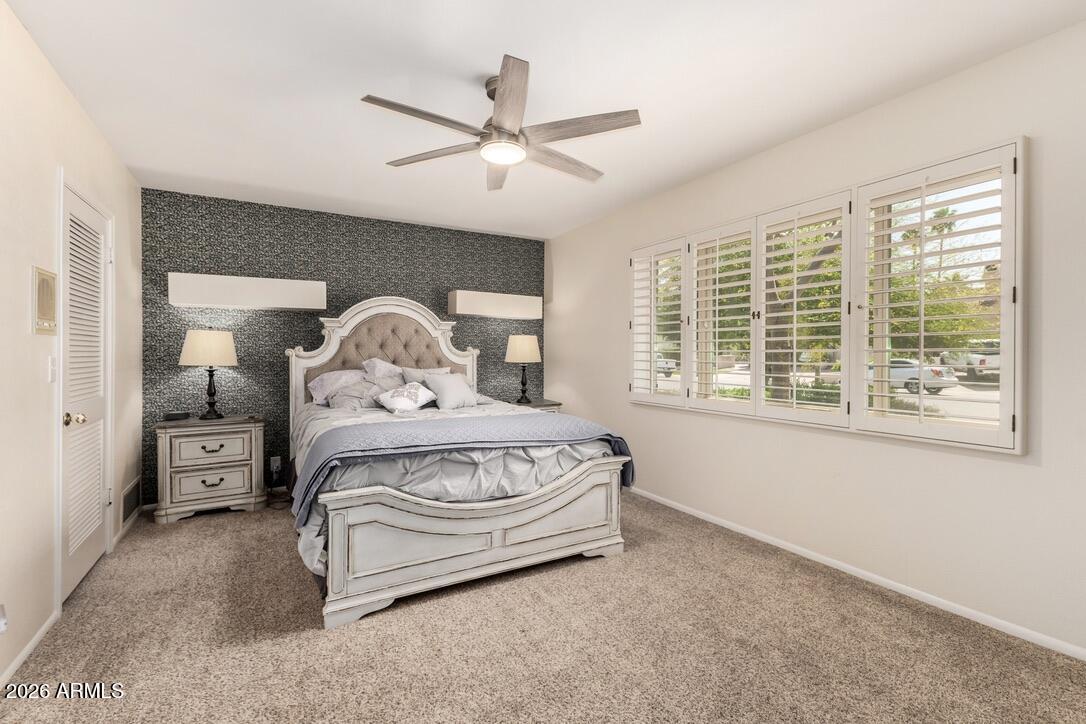 1017 E SANDPIPER Drive