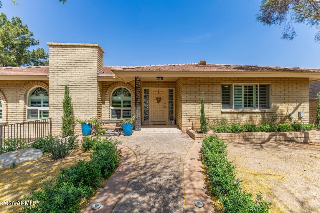 1017 E SANDPIPER Drive