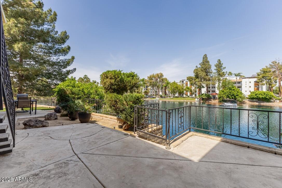 1017 E SANDPIPER Drive