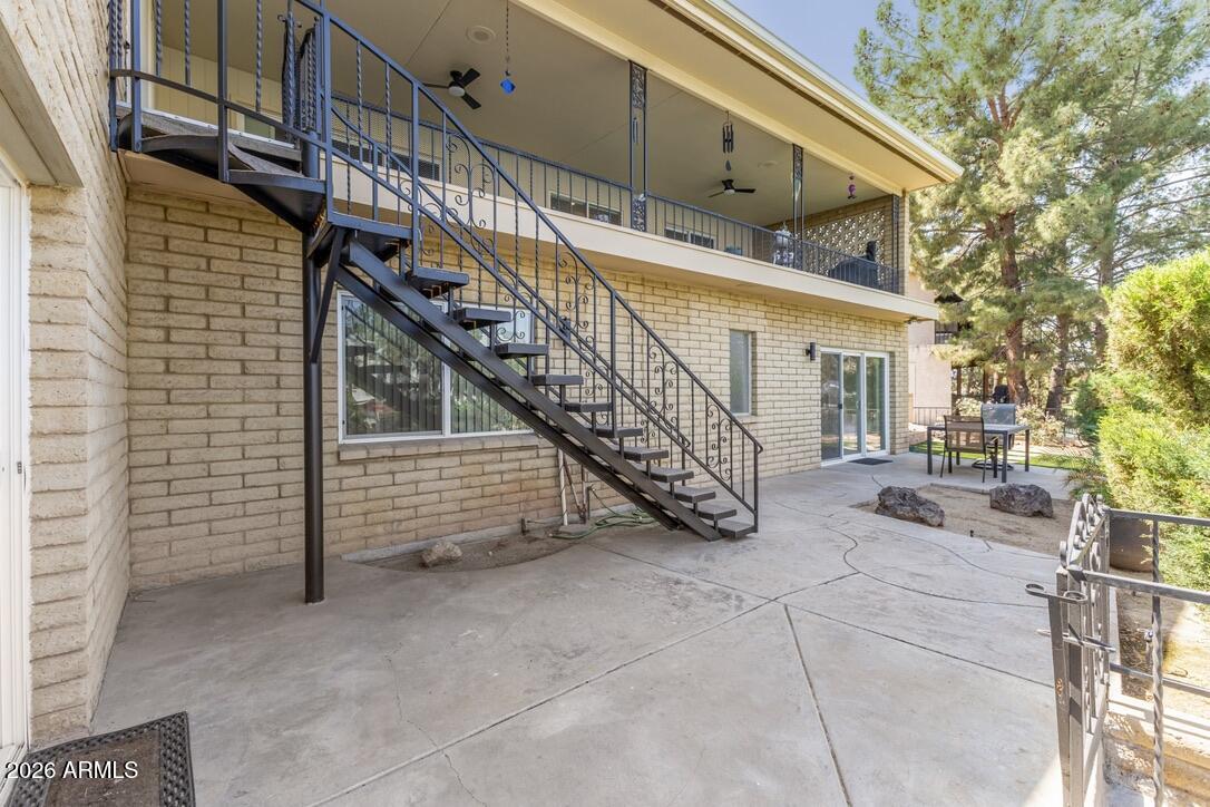 1017 E SANDPIPER Drive